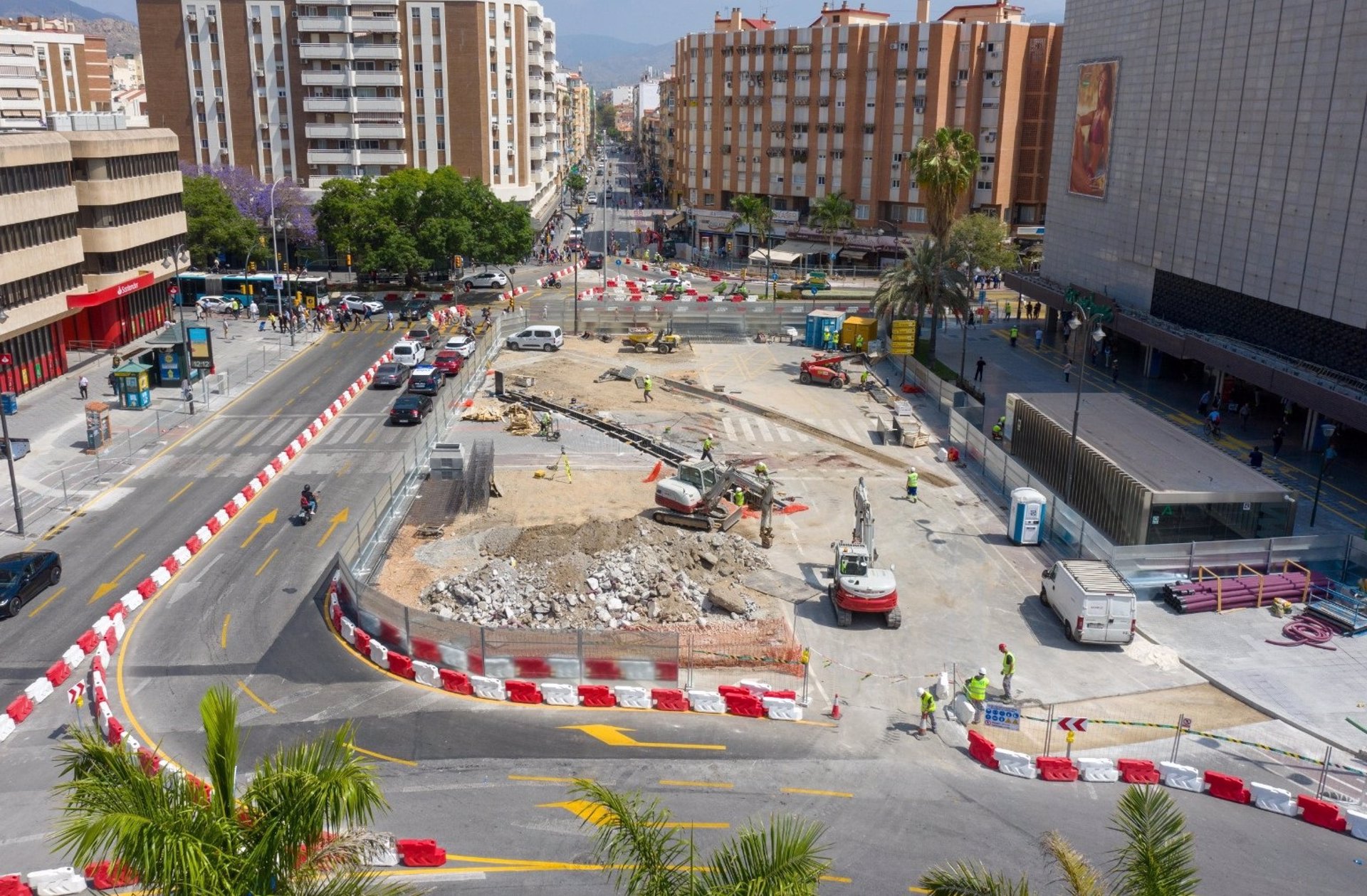 - Cortada desde este lunes al tráfico calle Hilera por el avance de las obras del metro de Málaga