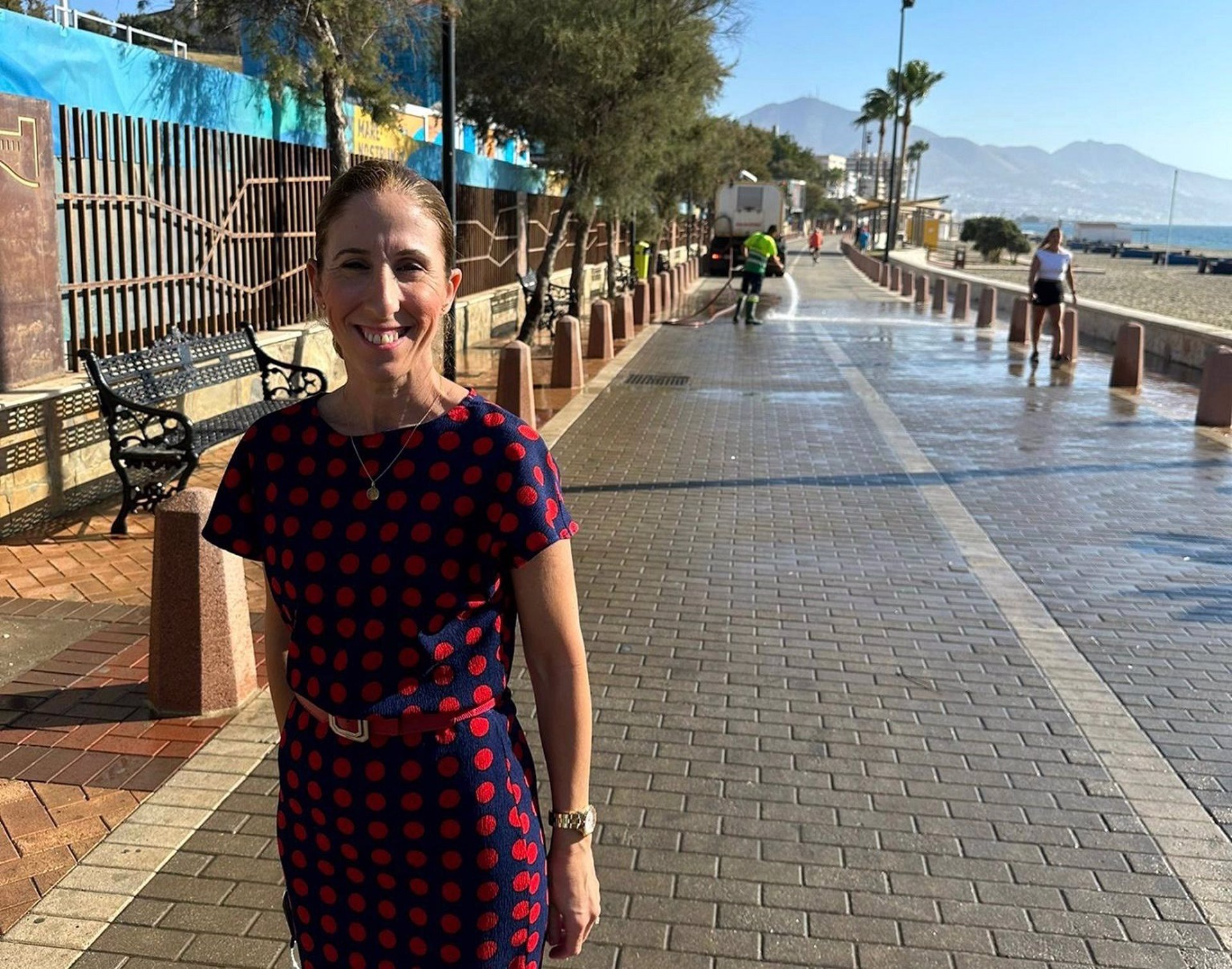El Ayuntamiento de Fuengirola refuerza el servicio de Limpieza durante los meses de verano