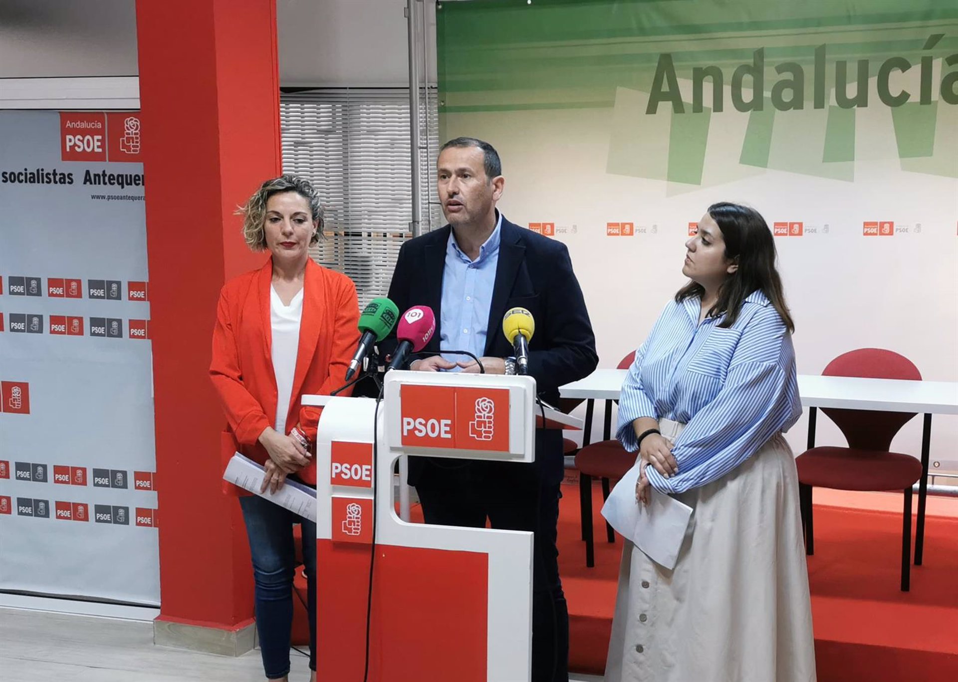 El PSOE lleva a la Diputación el cierre de un aula de Infantil en el colegio de Humilladero