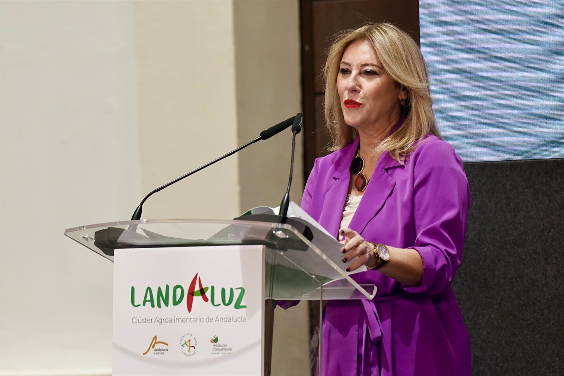España cree "fundamental" para la economía andaluza que la industria agroalimentaria apueste por la innovación