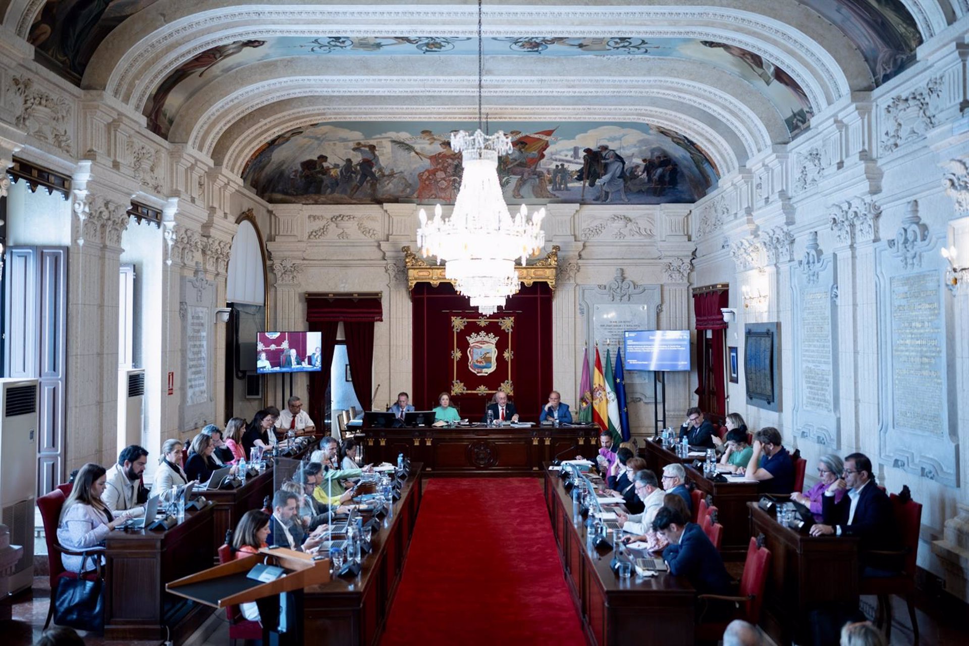 La vivienda centra el pleno del Ayuntamiento con hasta tres mociones urgentes de PP, PSOE y Con Málaga