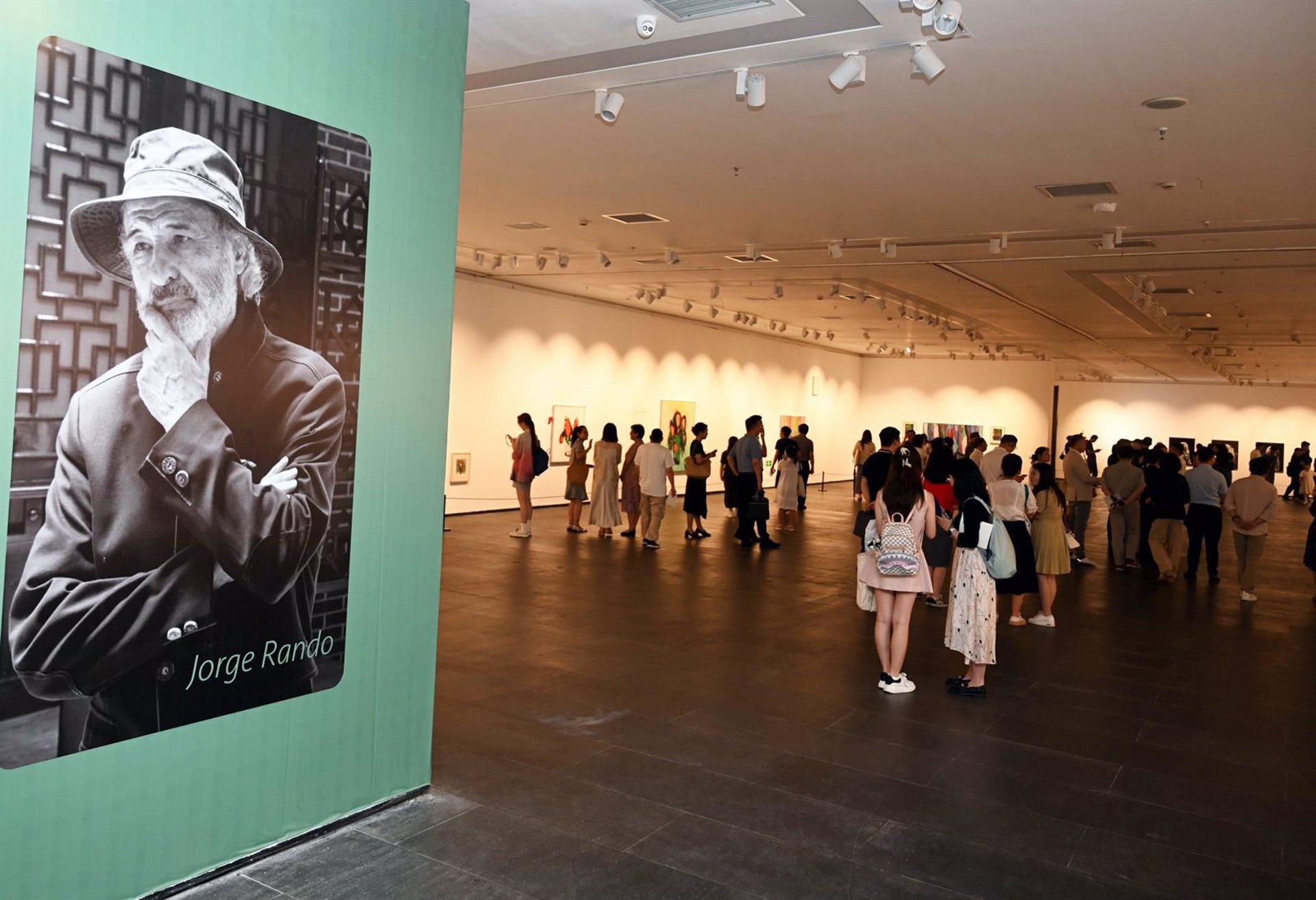 Jorge Rando, primer artista occidental en exponer sus obras en el Xuzhou Art Museum de China