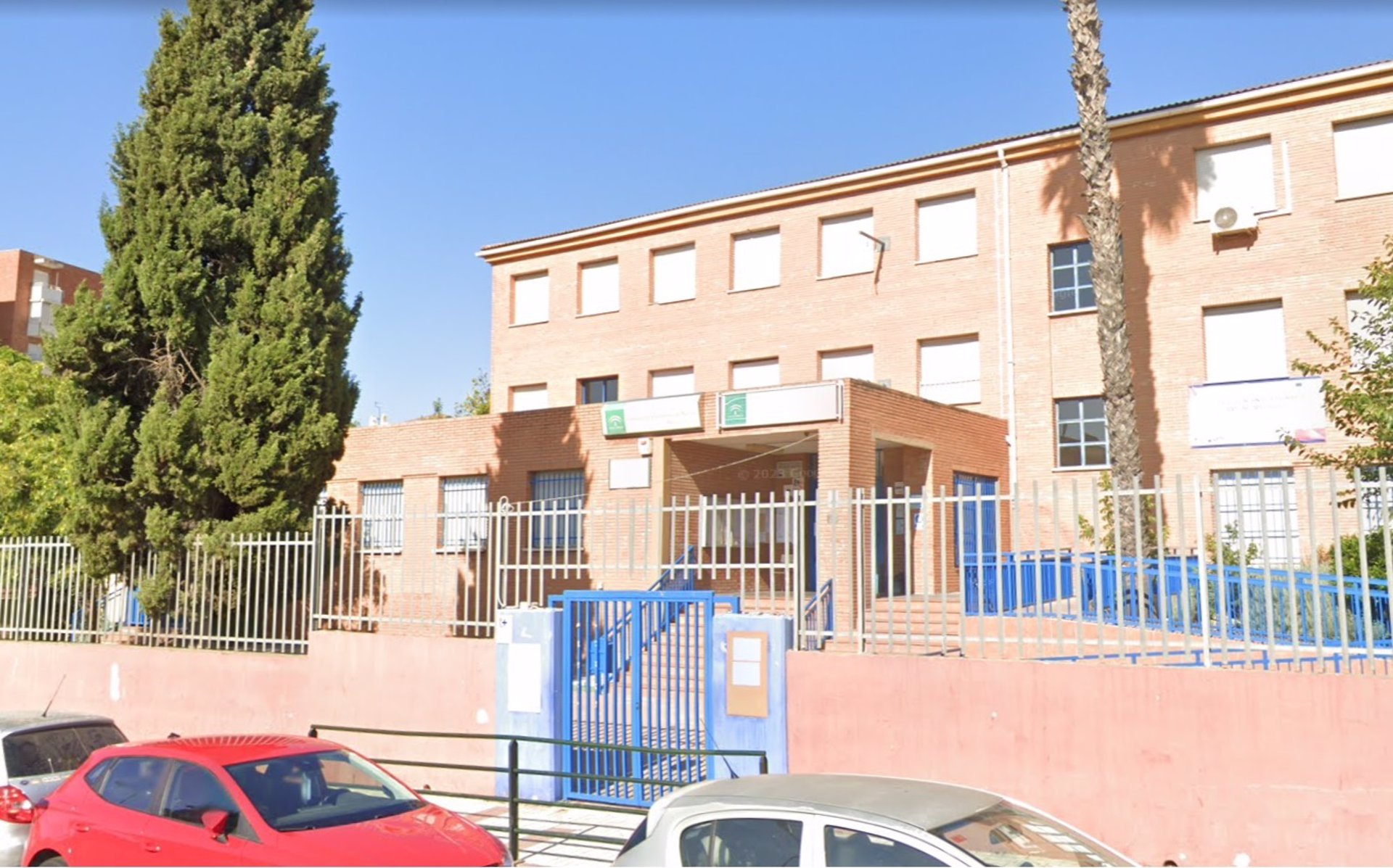 Junta invierte más de 143.000 euros en mejorar la accesibilidad del CEIP Antonio Machado de Málaga