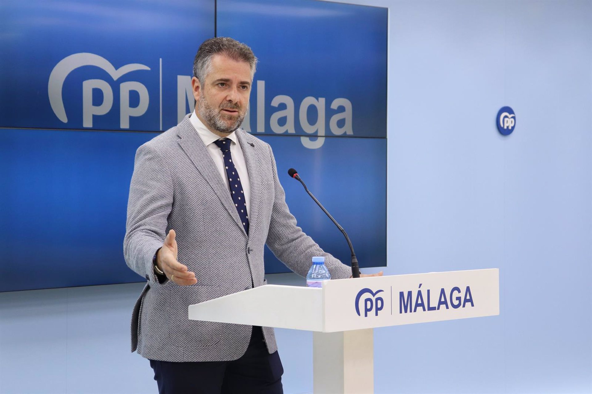 El PP critica que Sánchez "mire hacia otro lado" con la subida de la cesta de la compra