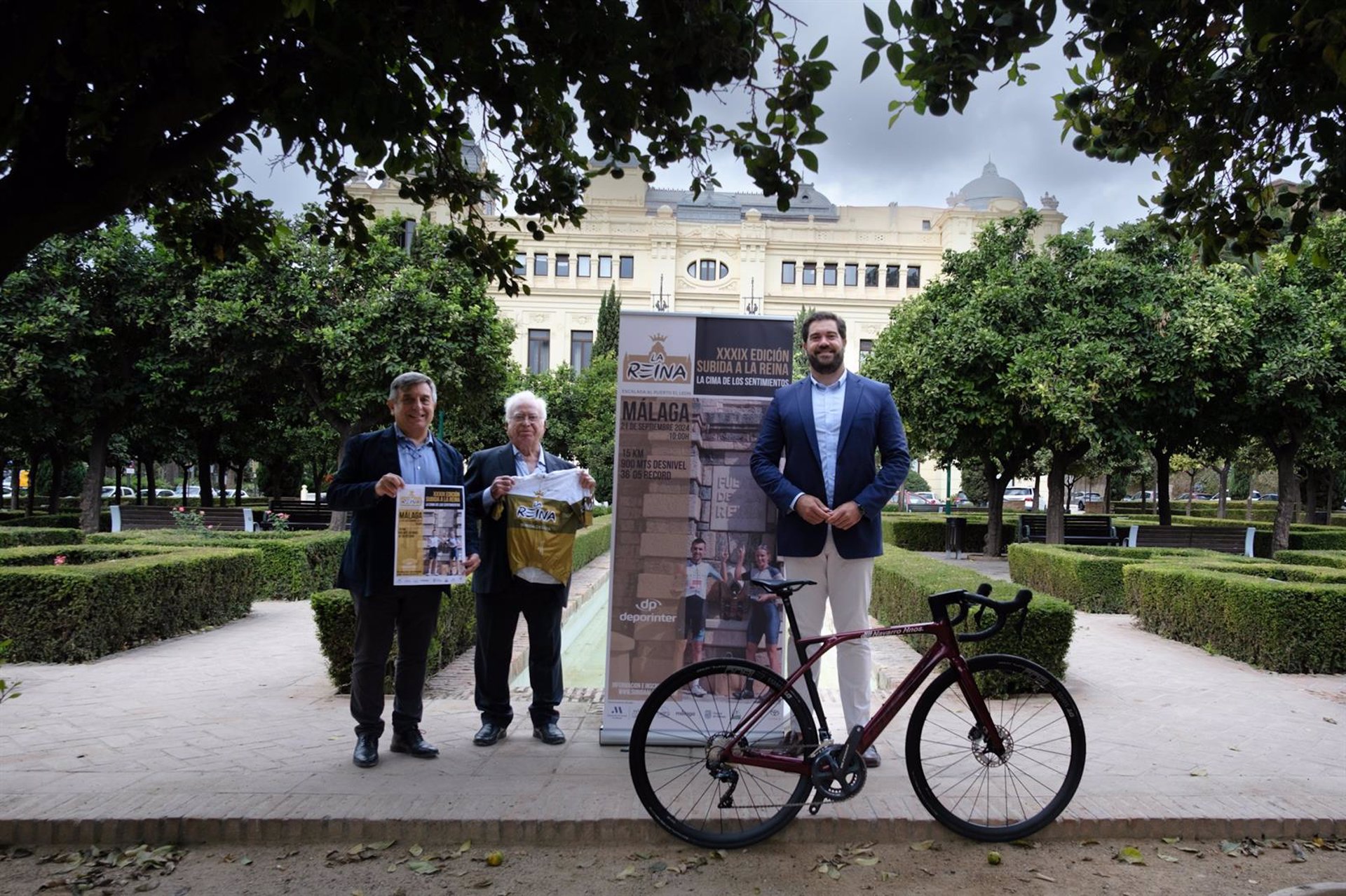 Medio millar de ciclistas participan el sábado en la 39 edición de la Subida a la Fuente de la Reina de Málaga
