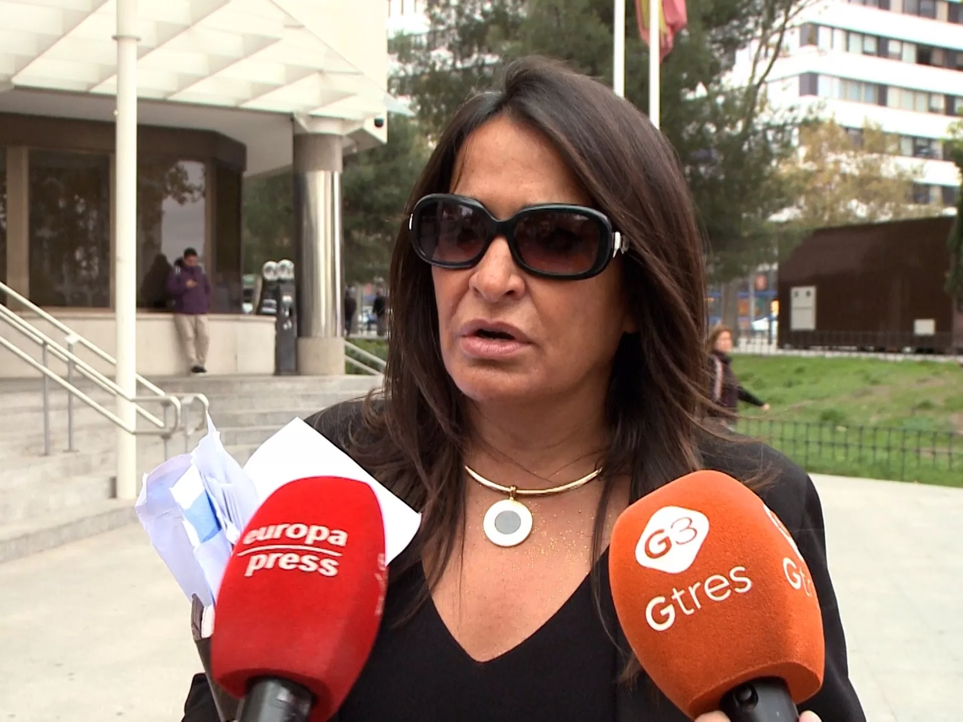 Aída Nízar acude a juzgados madrileños para preguntar por la denuncia que presentó en Marbella contra Errejón