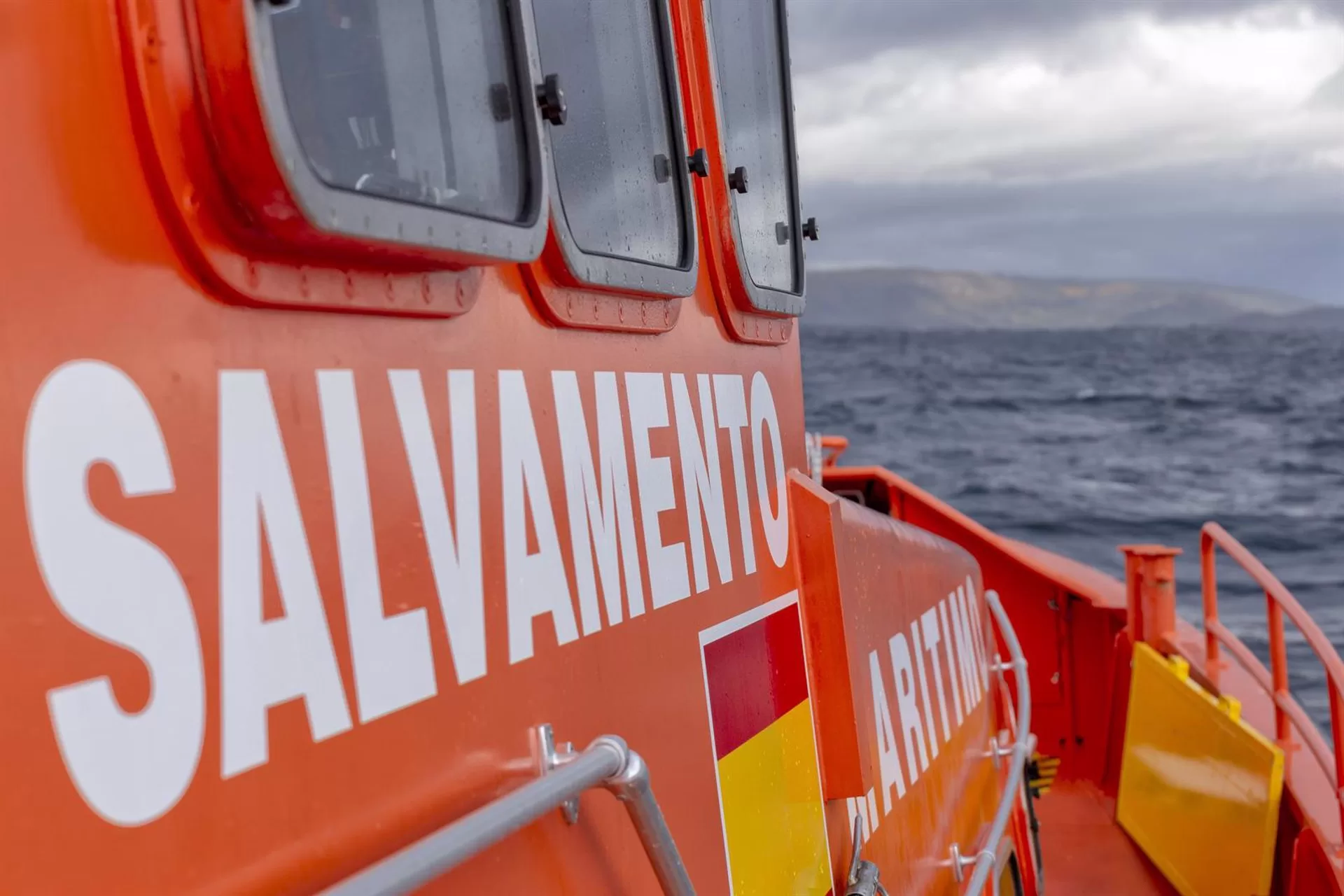 Continúa la búsqueda del pescador desaparecido este sábado en Vélez-Málaga