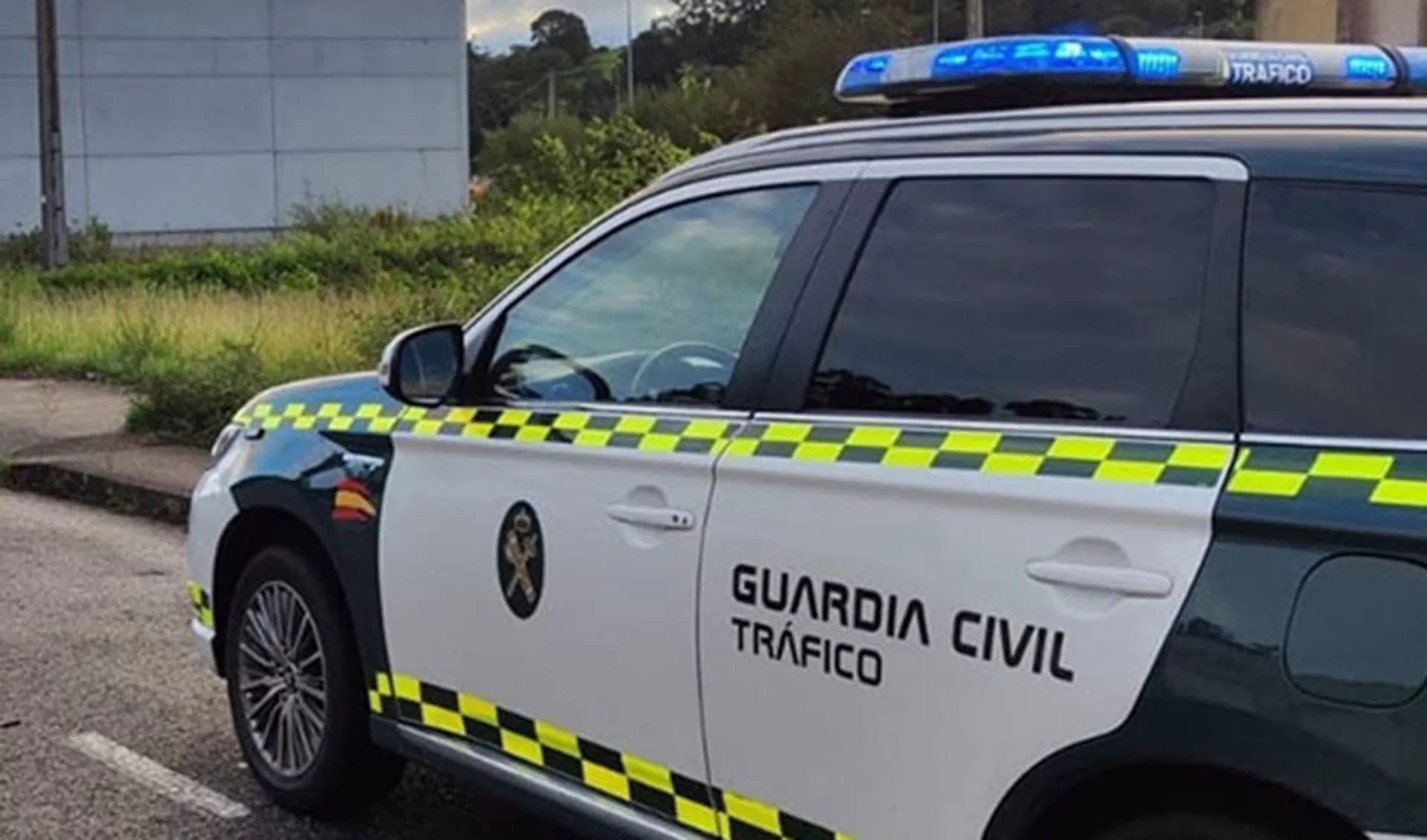 Denunciado el conductor de un camión por positivo en tres tipos de drogas y circular con exceso de peso