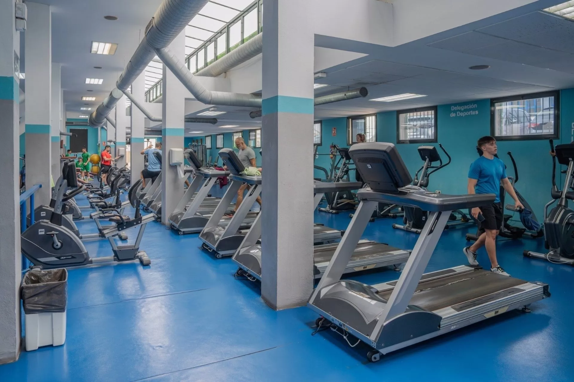 El Ayuntamiento de Torremolinos acometerá la renovación integral de las máquinas del gimnasio municipal