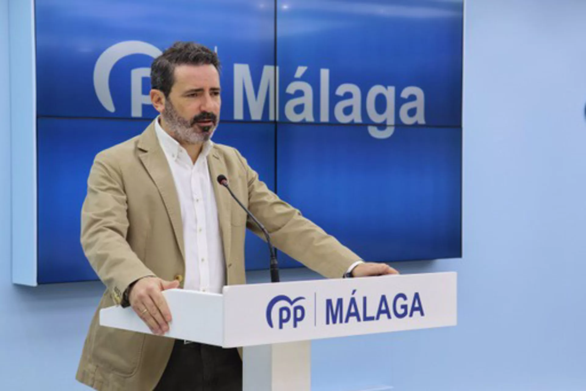 El PP pide a Sánchez que "se fije" en el modelo fiscal andaluz y "abandone el afán recaudatorio tras 81 subidas"