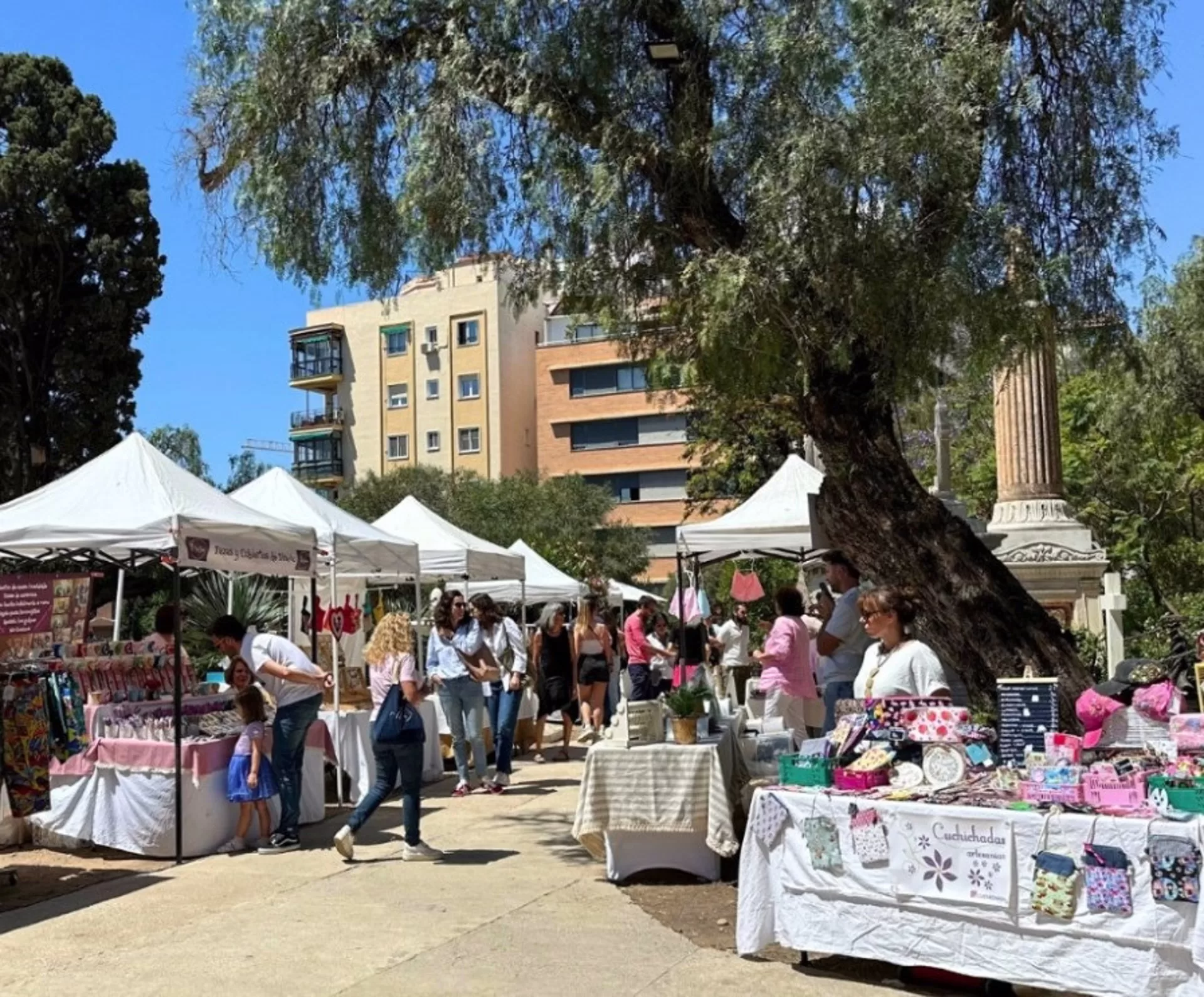 El Cementerio Inglés de Málaga organiza una edición extraordinaria de su mercadillo
