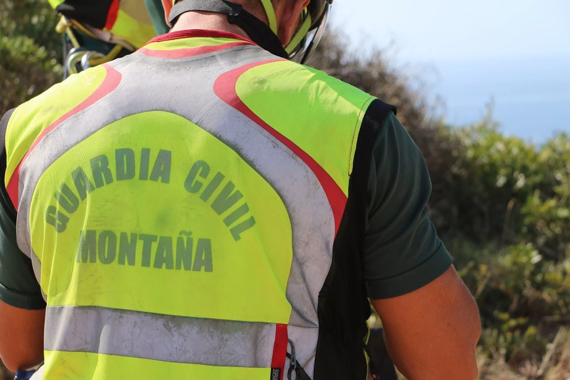 Rescatados dos senderistas perdidos en el pico de La Concha