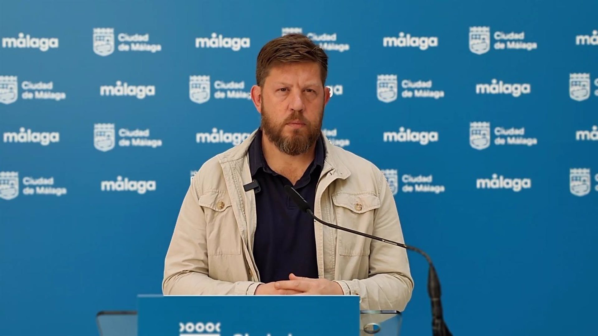 Con Málaga pide plan municipal para "convertir las 16.600 viviendas vacías en alquileres asequibles"