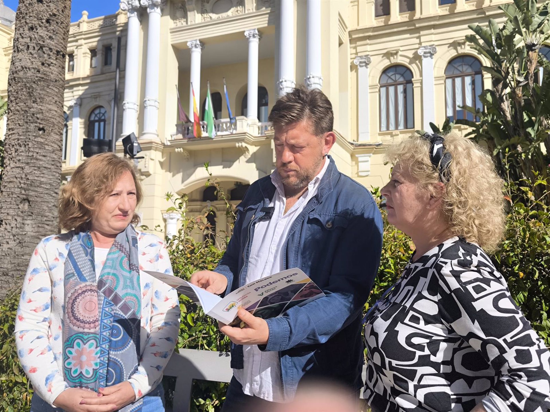 Con Málaga plantea asesoría gratuita para las comunidades de vecinos disconformes con la presencia de viviendas