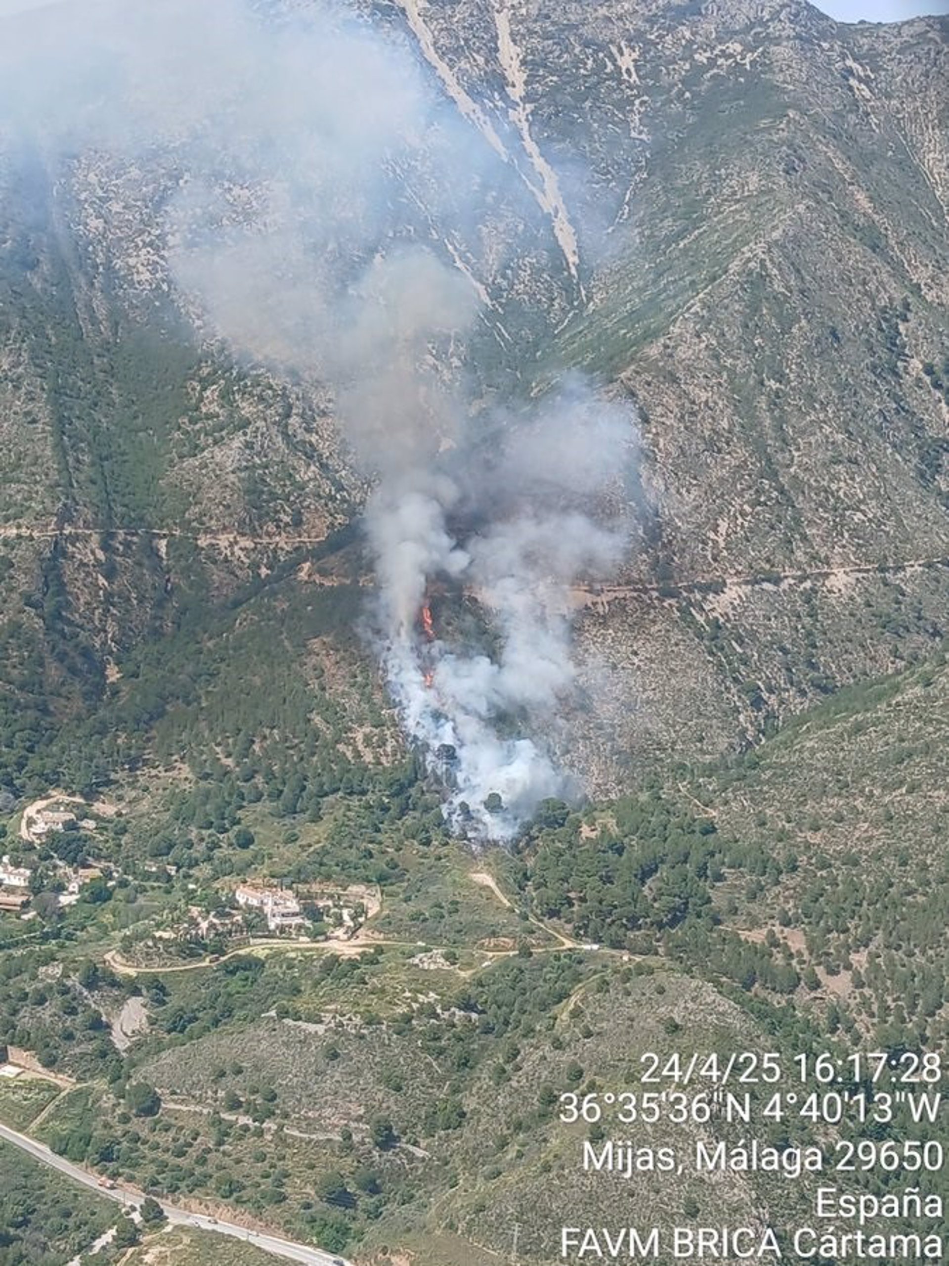 Declarado un incendio en un paraje de Mijas