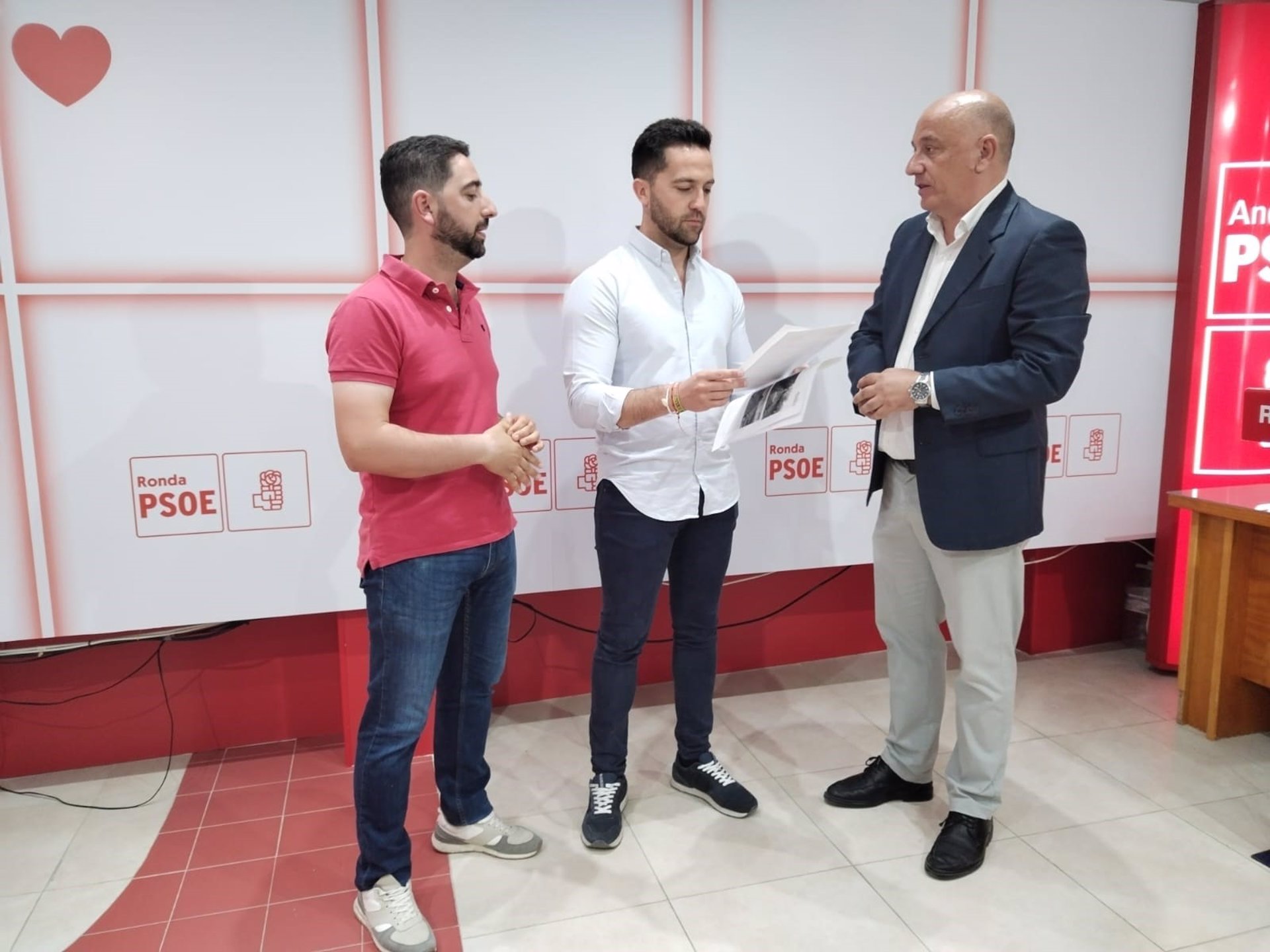 El PSOE destaca el avance en las obras de electrificación de la línea de tren entre Bobadilla y Ronda