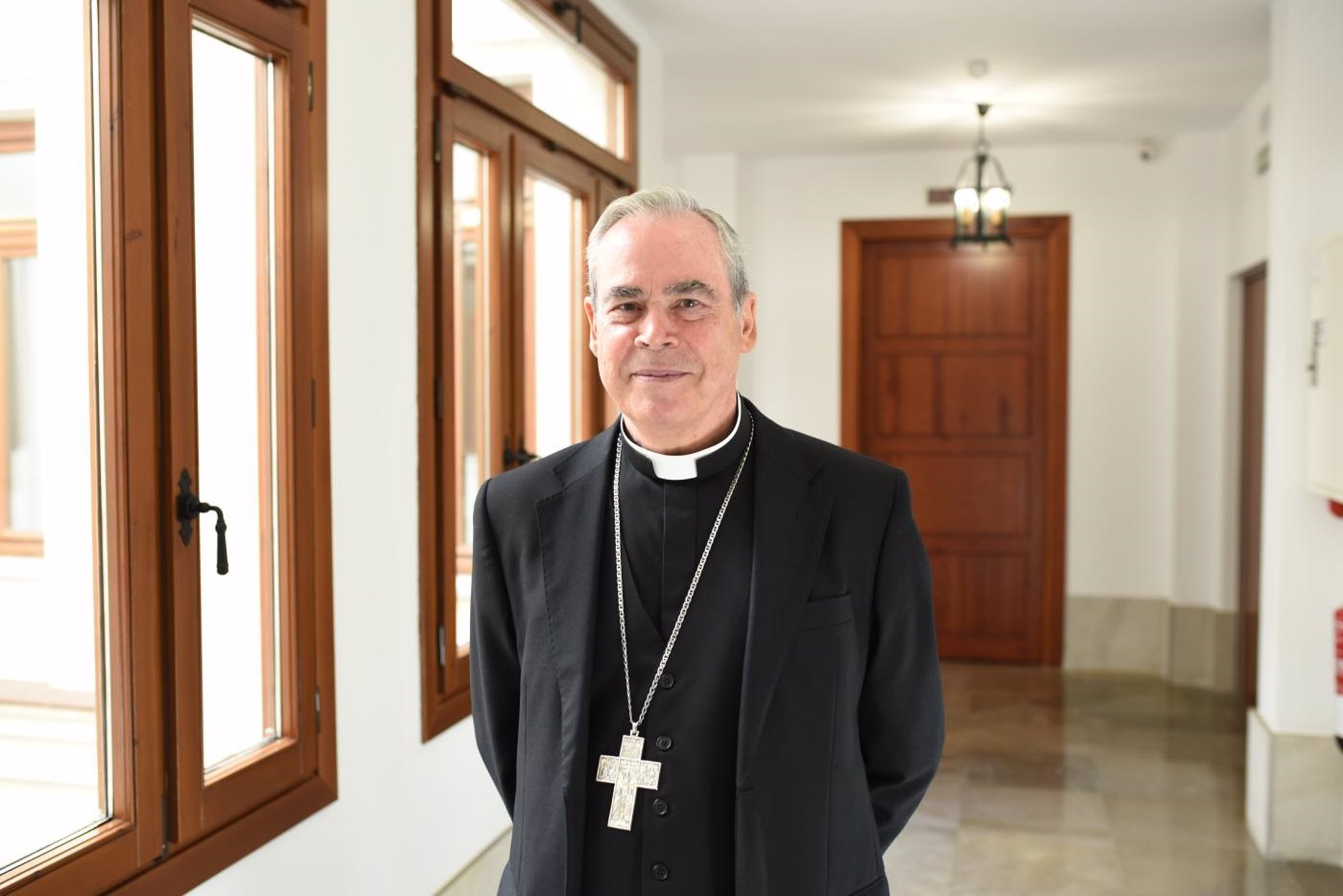 El obispo de Málaga recibe el alta hospitalaria