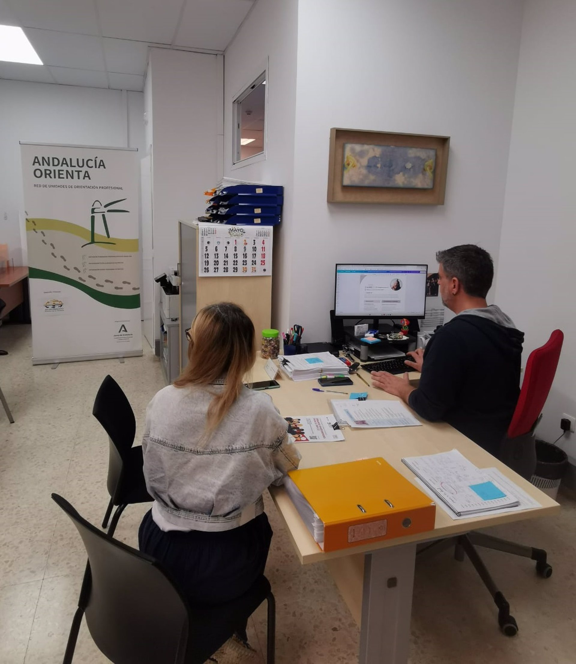 El programa 'Andalucía Orienta' de Rincón supera el millar de atenciones a desempleadas o demandantes de empleo