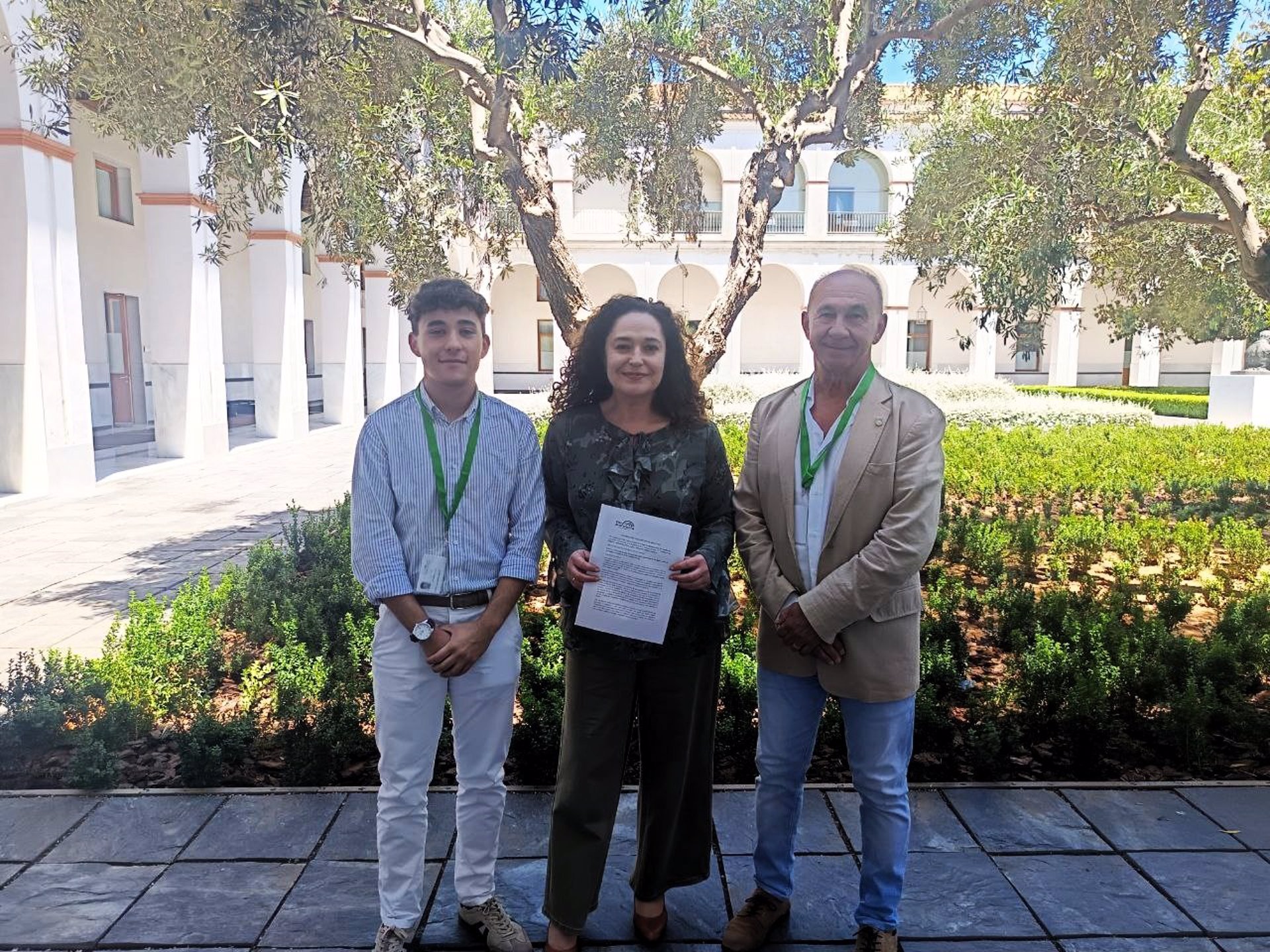 IU lleva a Parlamento la financiación de proyecto para reusar aguas regeneradas para regar el olivar en Alozaina