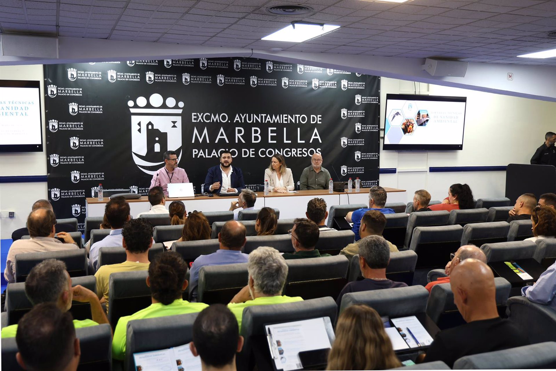 Marbella refuerza estrategia de sanidad ambiental con jornadas sobre especies invasoras, mosquitos y legionela