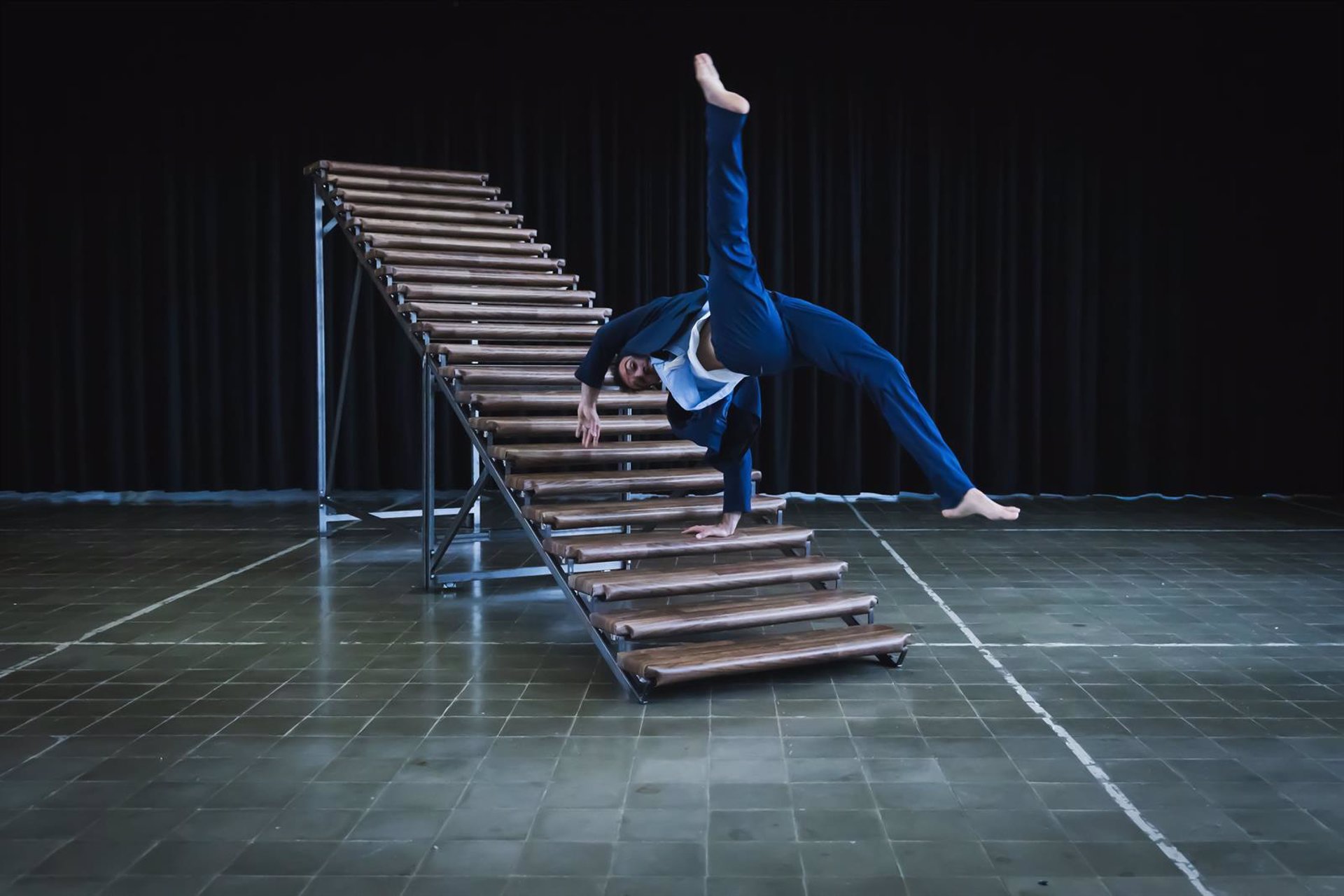 'Ákri', el espectáculo de circo de Manel Rosés llega al Teatro Cánovas el próximo fin de semana