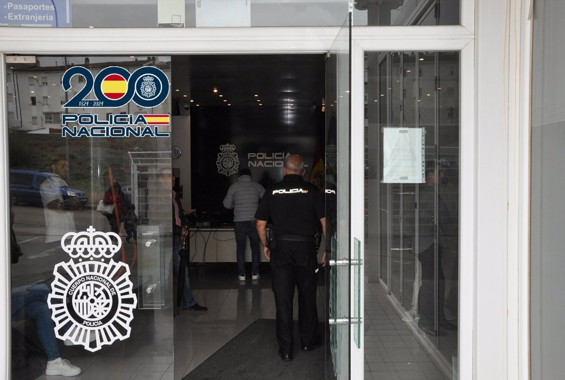 Dos jóvenes detenidos por dar un tirón de bolso a una octogenaria en Ronda que resultó lesionada