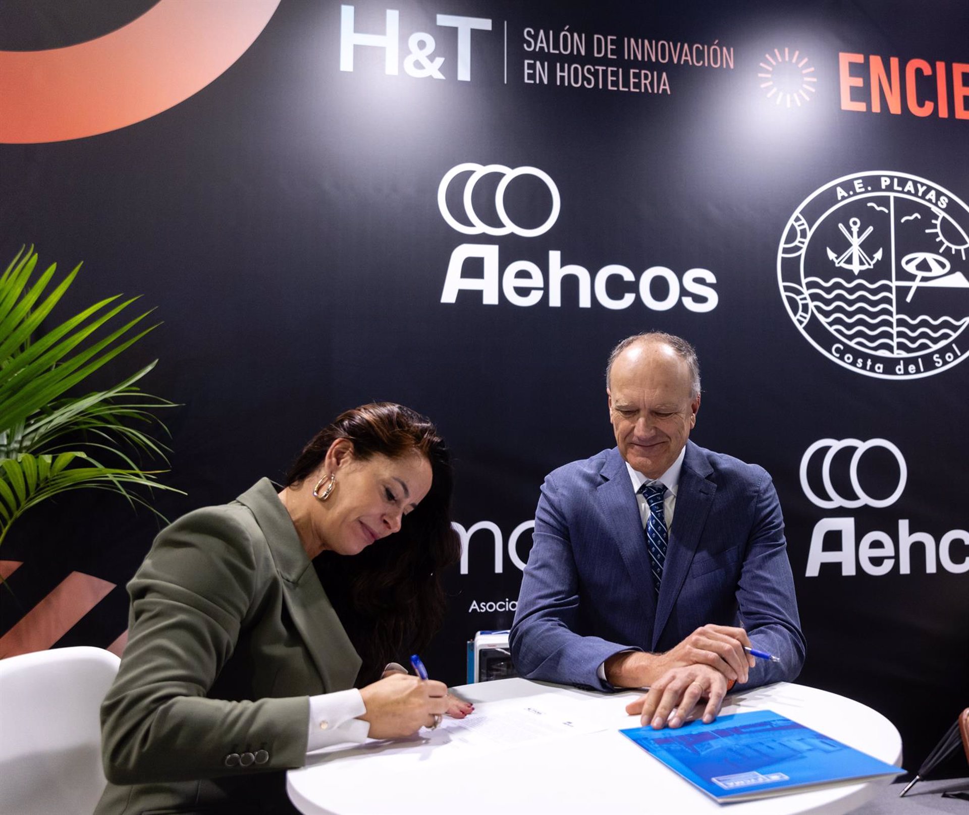 Fycma y Aehcos renuevan colaboración para reforzar la proyección del segmento de congresos, eventos y reuniones