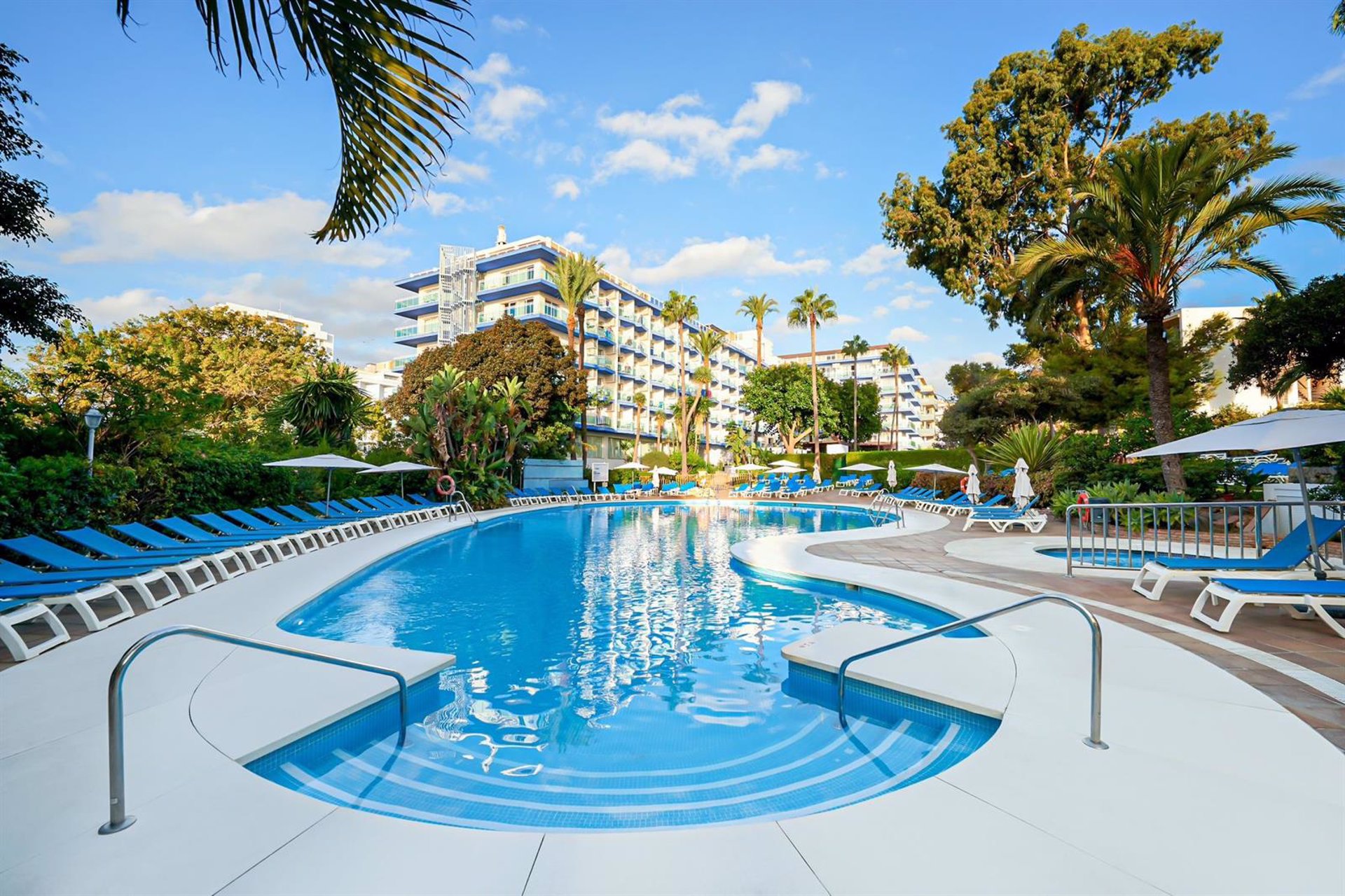 Hoteleros prevén una ocupación del 84,91% en junio y 80,48% en julio, cifras inferiores a 2024