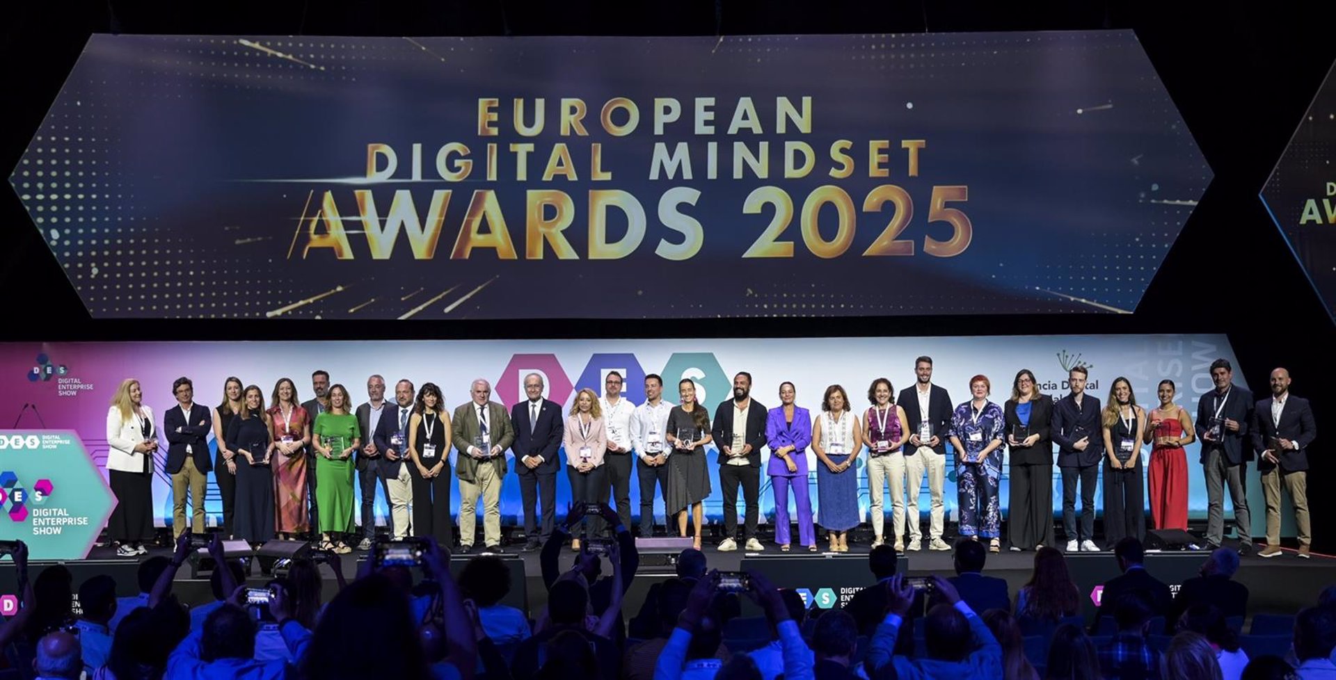 Un árbol con IA que captura CO2, entre ganadores de los European Digital Mindset Awards