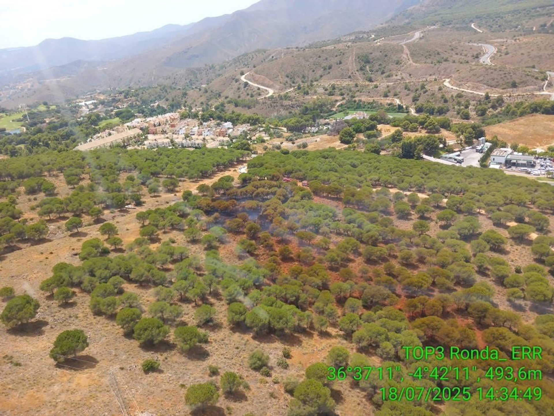 Extinguido el incendio forestal declarado en el paraje de Fuente del Acebuche en Alhaurín el Grande