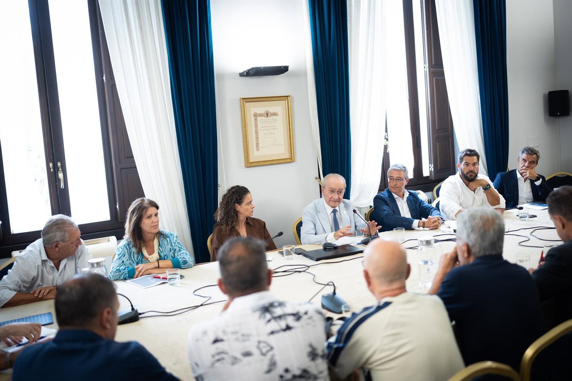 Instituciones ratifican compromiso de seguir trabajando para contar con un nuevo estadio "a la altura" de Málaga