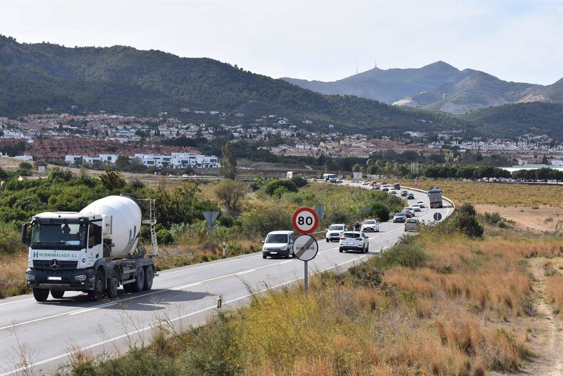 La Junta licita el desdoble de la carretera de acceso a Alhaurín de la Torre con nuevos carriles BUS-VAO