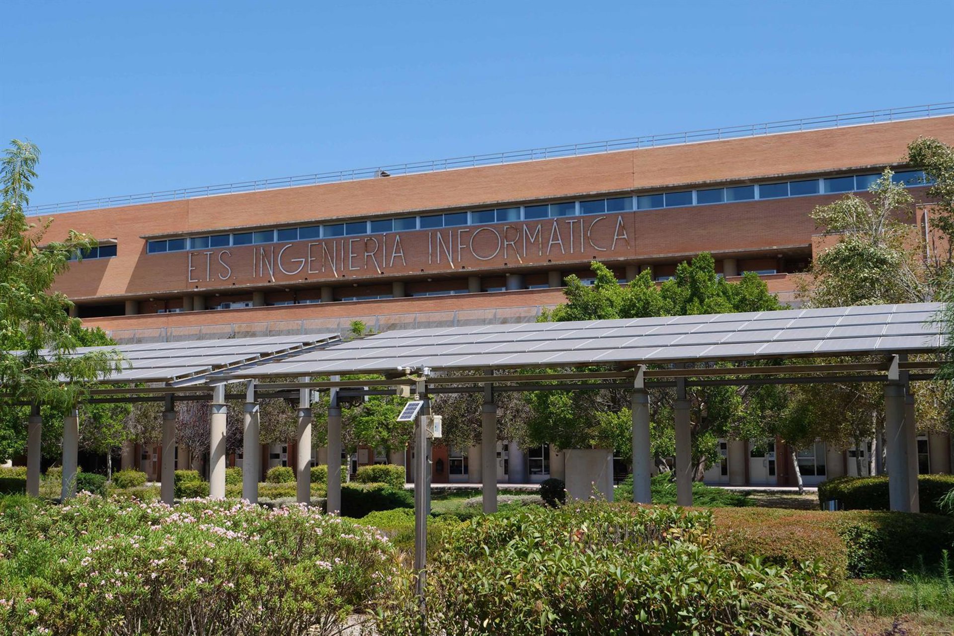 UMA lanza mayor concurso de suministro eléctrico e instalación de energías renovables de la universidad española