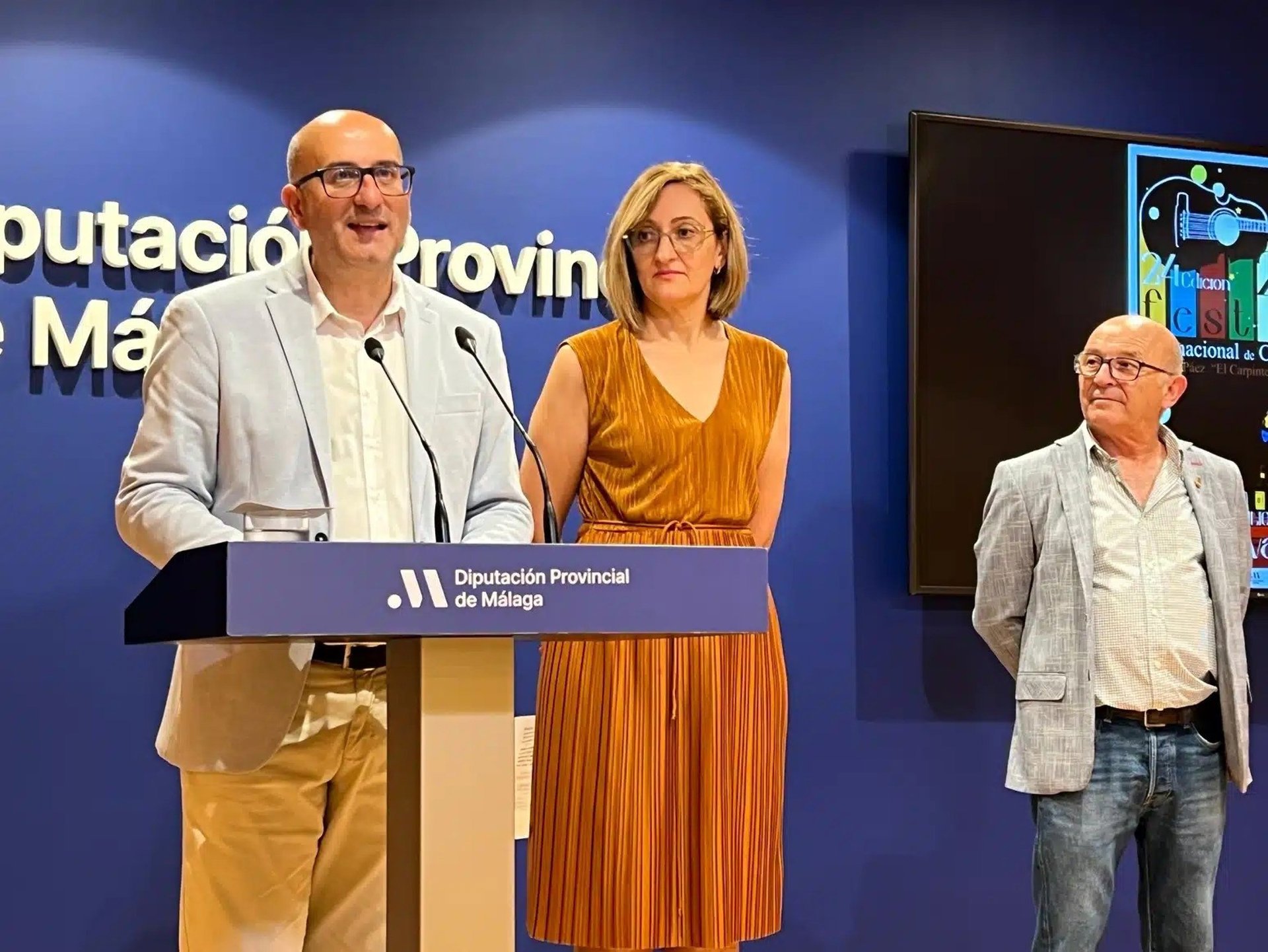 Villanueva de Tapia celebra su Festival Internacional de Cante de Poetas con trovadores de cinco países