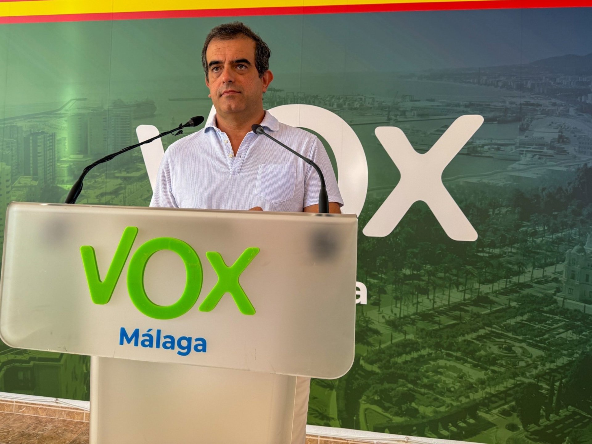 Vox dice que la "caída del turismo" aumentará "la estacionalidad y el paro del sector" y culpa a PP y PSOE