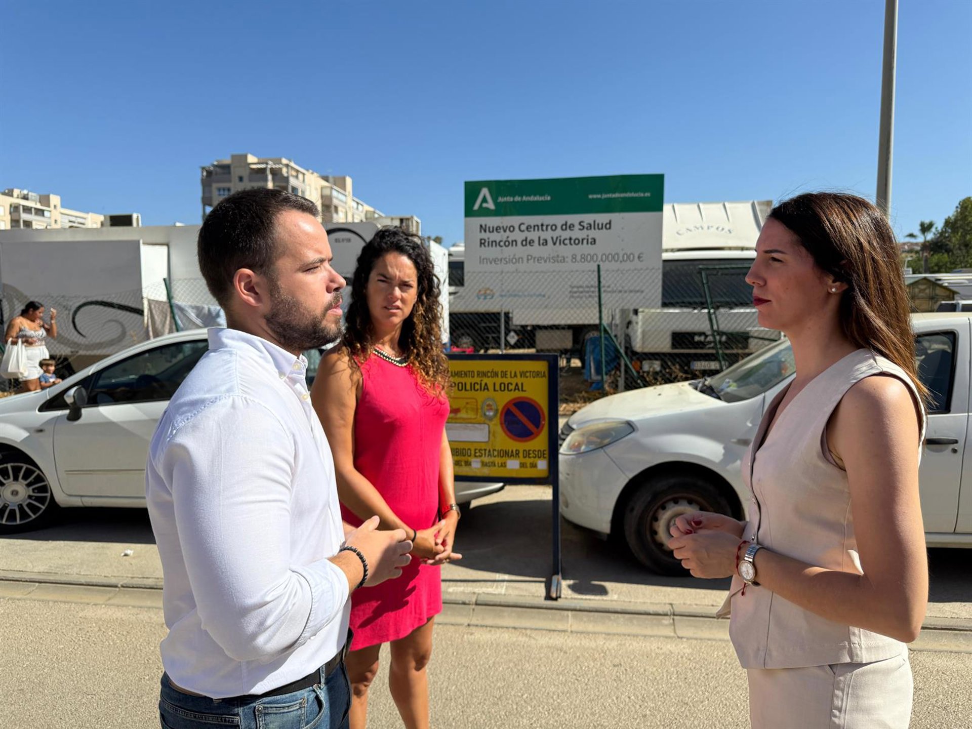 Vox en Rincón de la Victoria critica "las falsas promesas" de Moreno "al no construir el nuevo centro de salud"