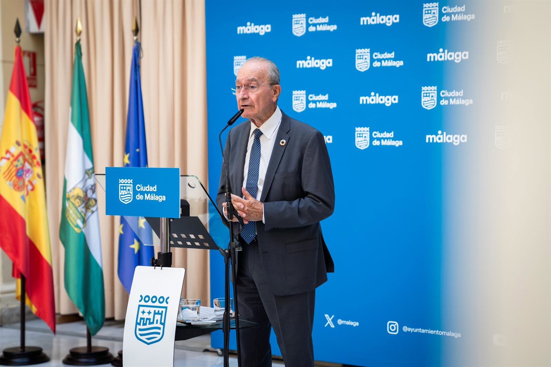 De la Torre recibe a los niños saharauis del programa 'Vacaciones en Paz'