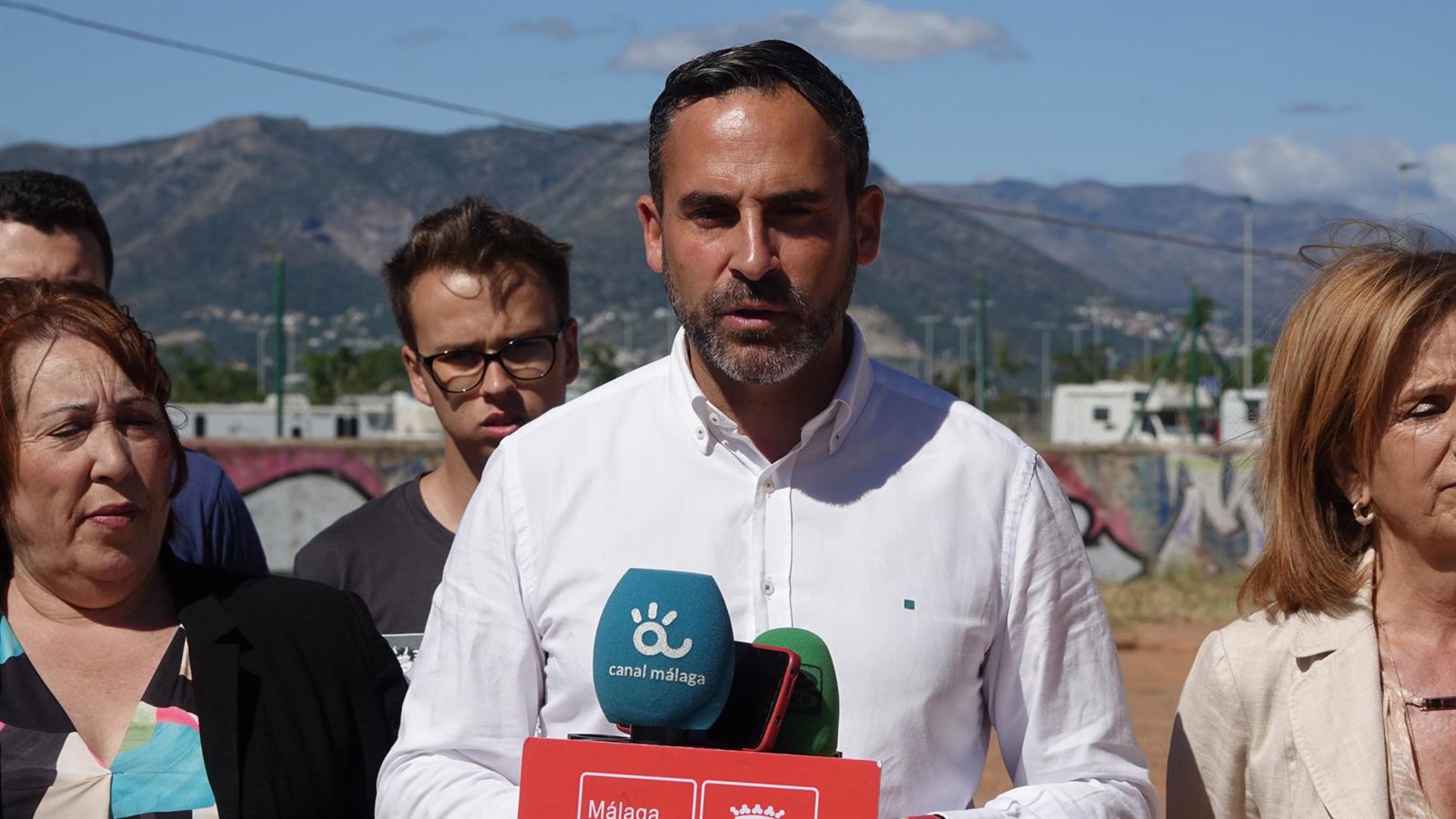El PSOE insiste en que "la falta de limpieza en la ciudad es injustificable"
