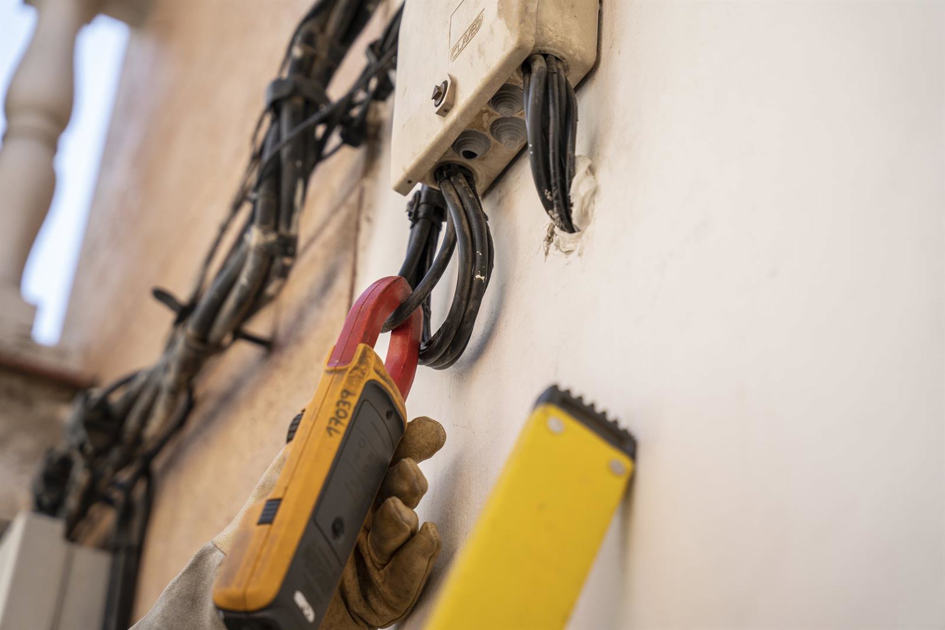 Endesa detecta en Málaga más de 1.600 fraudes eléctricos hasta junio