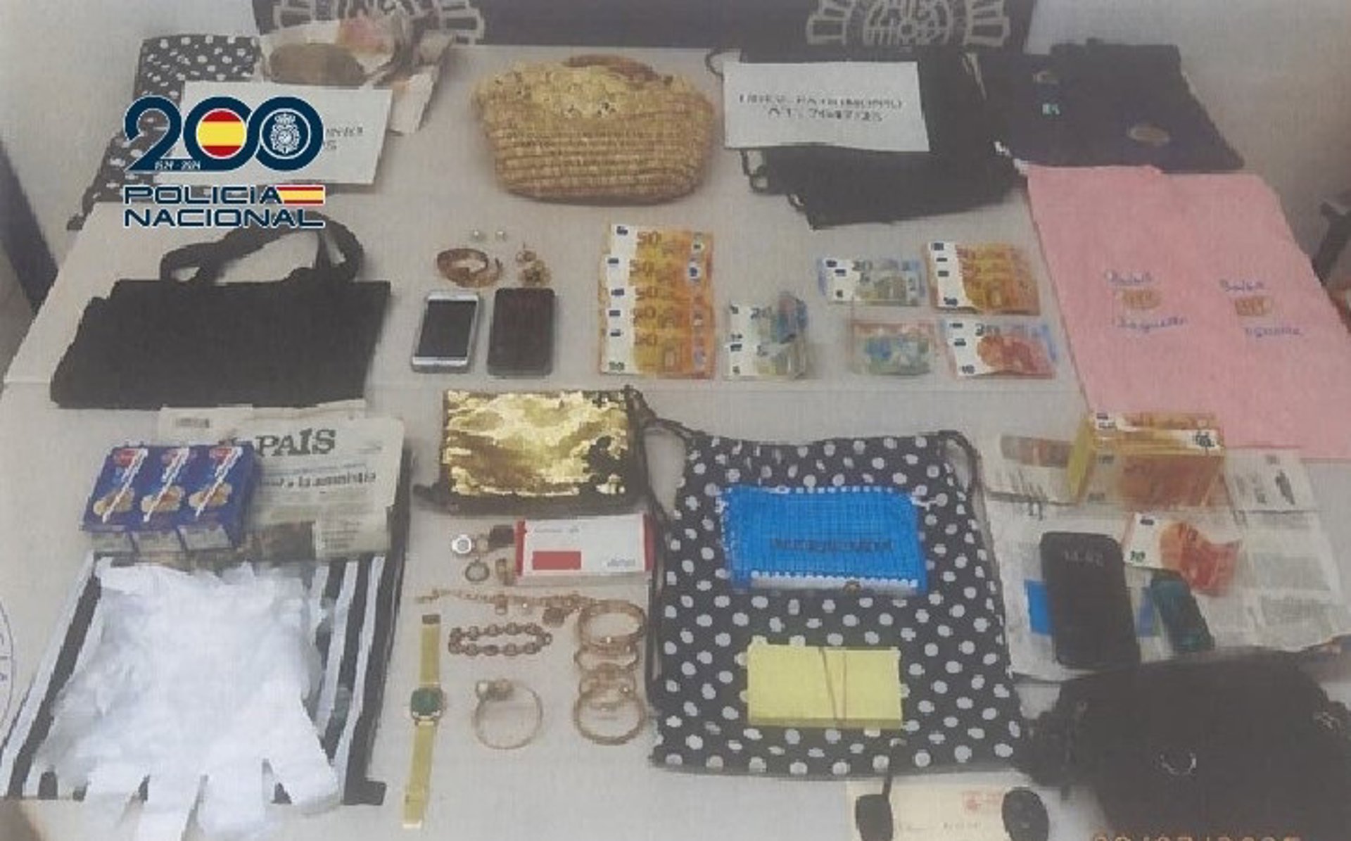 Tres detenidos en Estepona dedicados al 'timo de la estampita'
