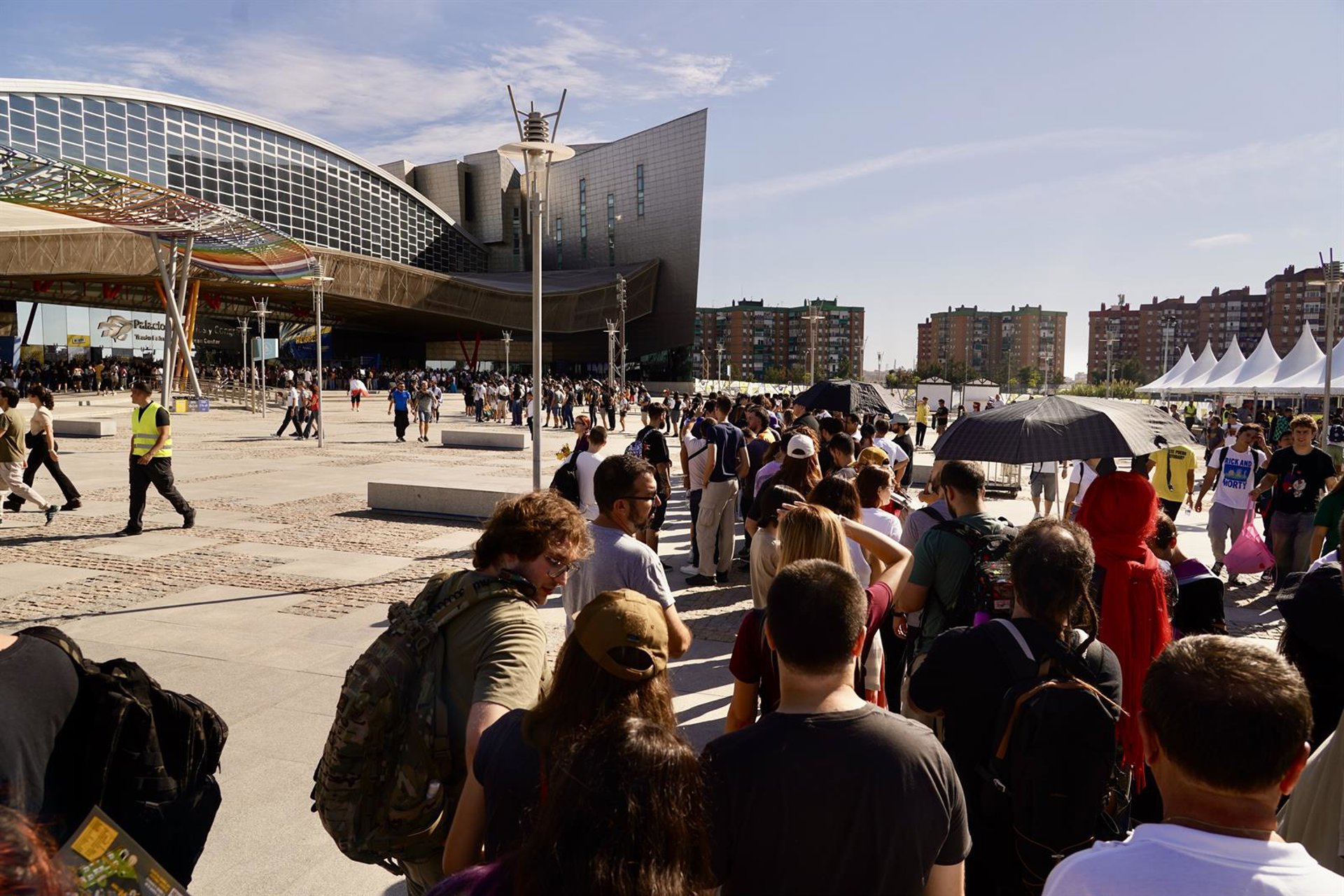 Alcalde destaca el éxito de la Comic-Con y aboga por una reflexión para mejorarla y por ampliar Fycma