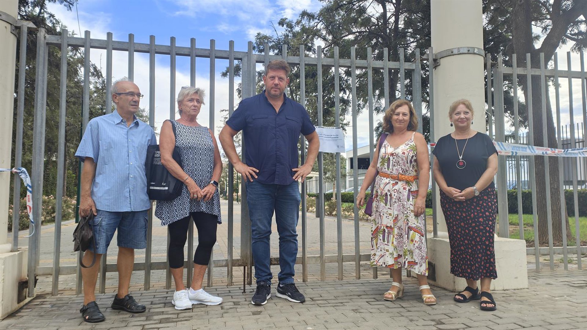 Con Málaga pide municipalizar el mantenimiento de parques y jardines "por la mala gestión privada"