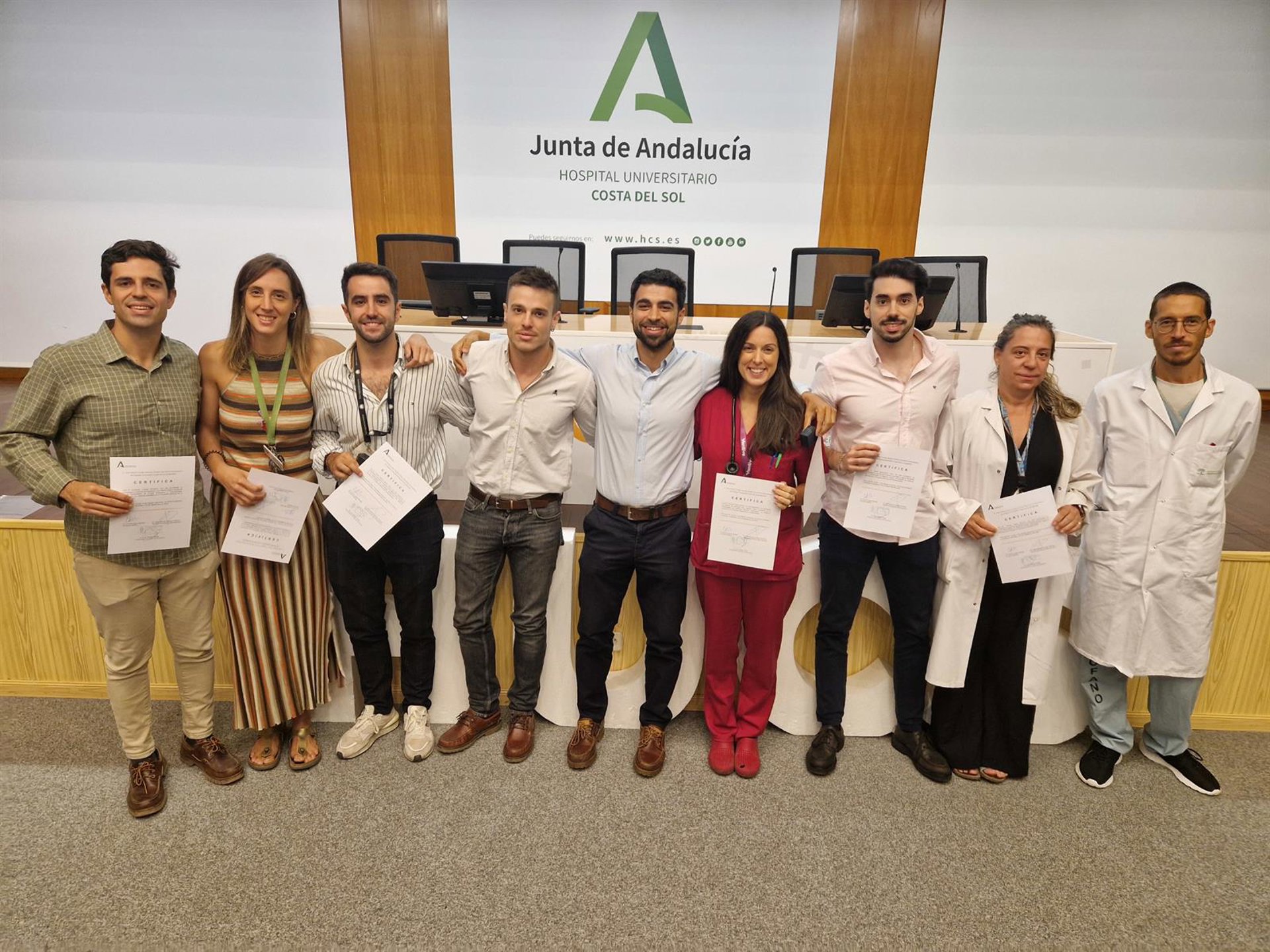 El Hospital Costa del Sol homenajea a ocho residentes tras finalizar su formación en septiembre