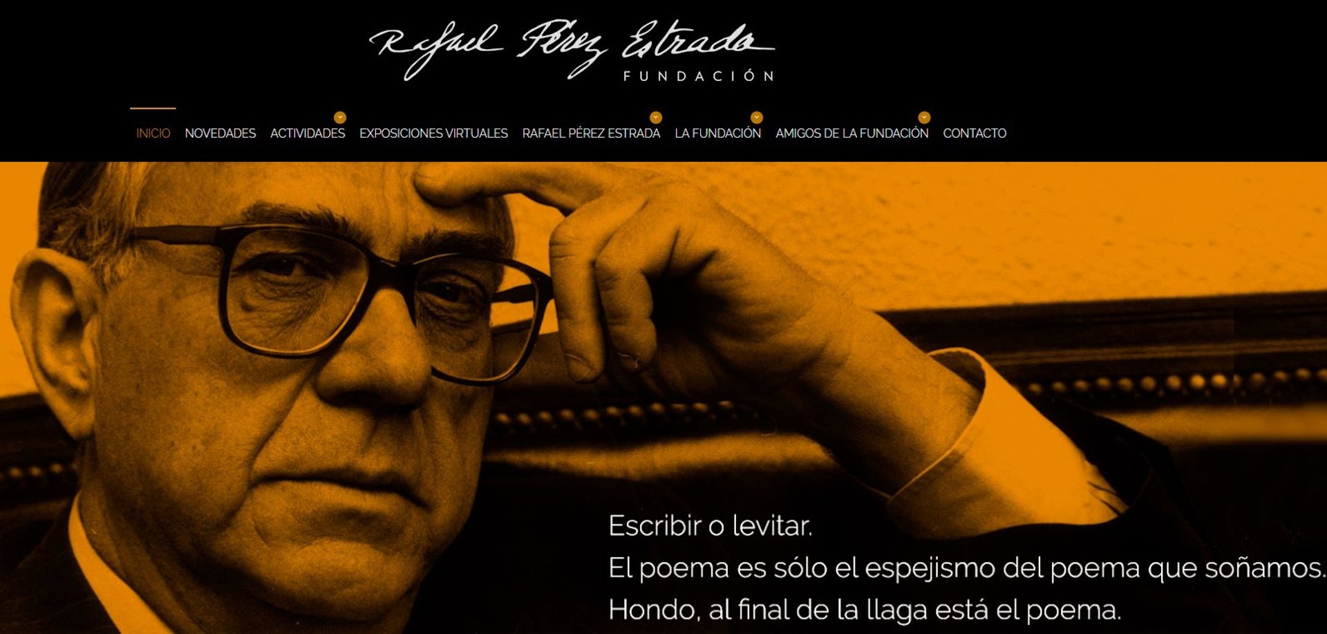 El dramaturgo Carlos Zamarriego aborda la diferencia entre leer y ver teatro en el ciclo 'La ciudad velada'