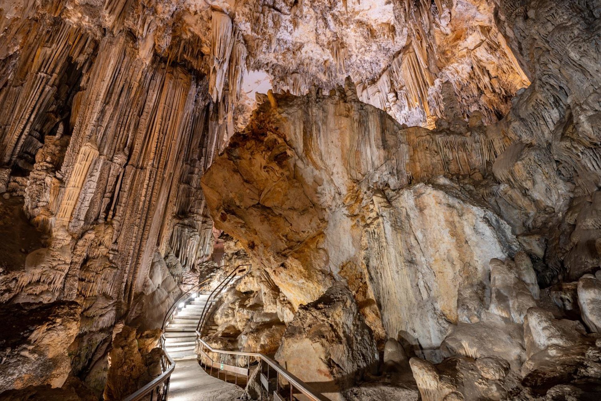 La Cueva de Nerja supera los 197.000 visitantes de junio a agosto