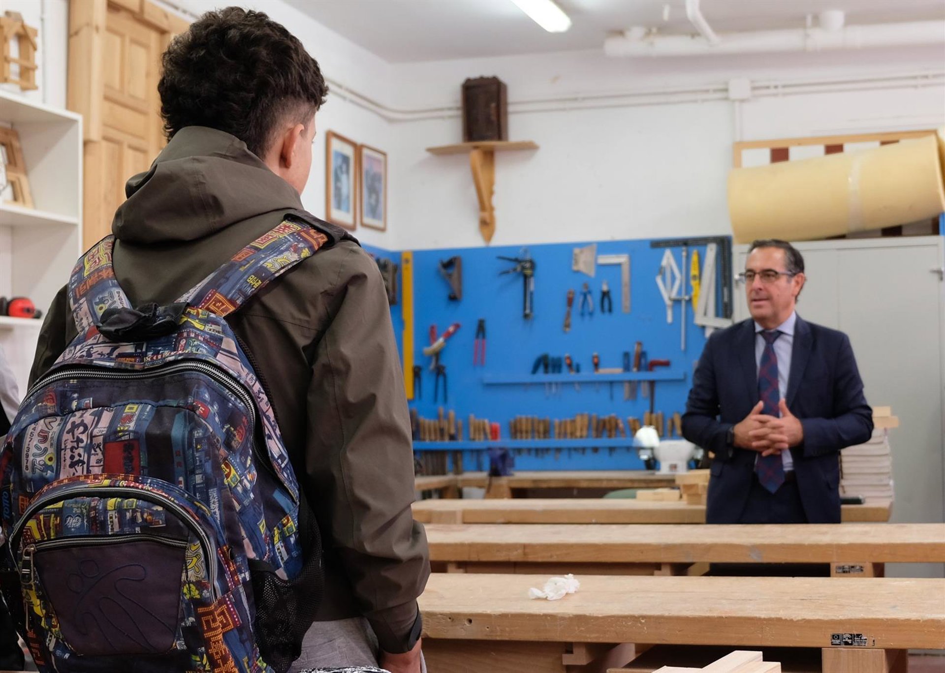 Más de 162.400 estudiantes de Secundaria, Bachillerato, FP y Adultos comienzan el lunes las clases en Málaga
