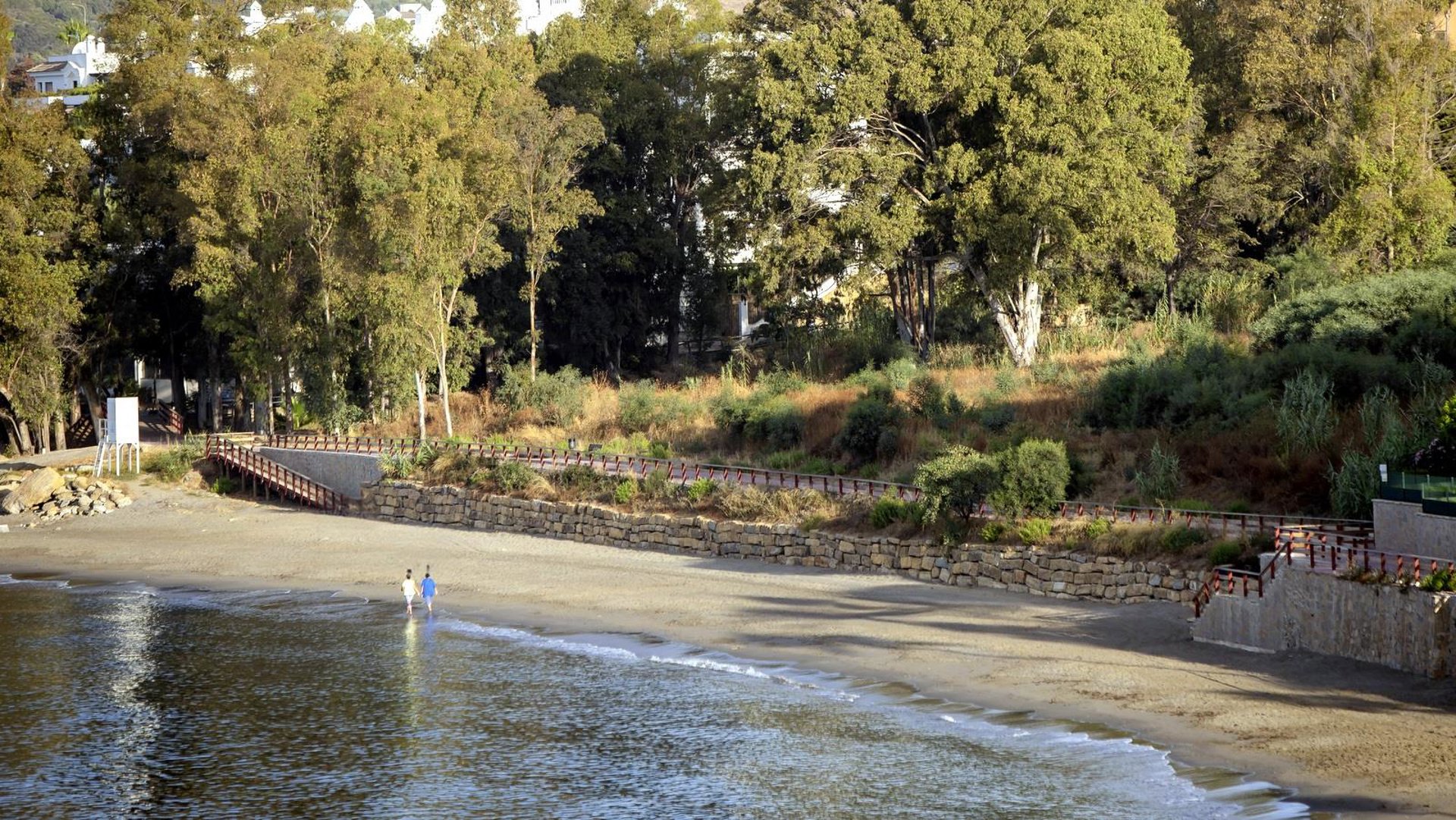 El Ayuntamiento de Estepona licita las obras del tramo de corredor litoral en Bahía Dorada