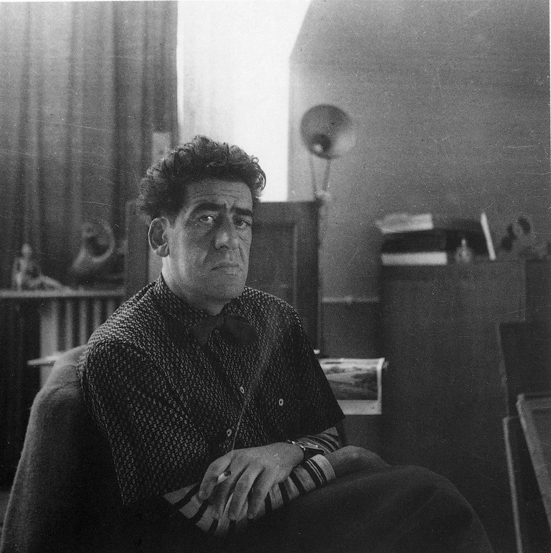 El Museo Picasso clausura la exposición 'Óscar Domínguez' con un evento nocturno que combina visitas y música