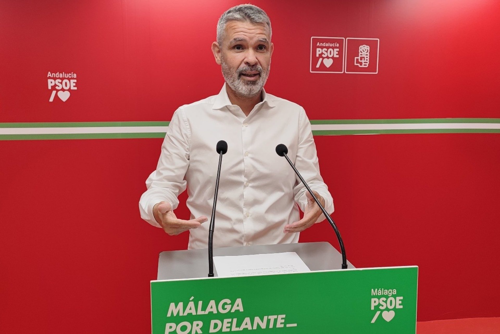 El PSOE destaca la inversión de Gobierno en residencias de mayores "frente a los recortes de Moreno"