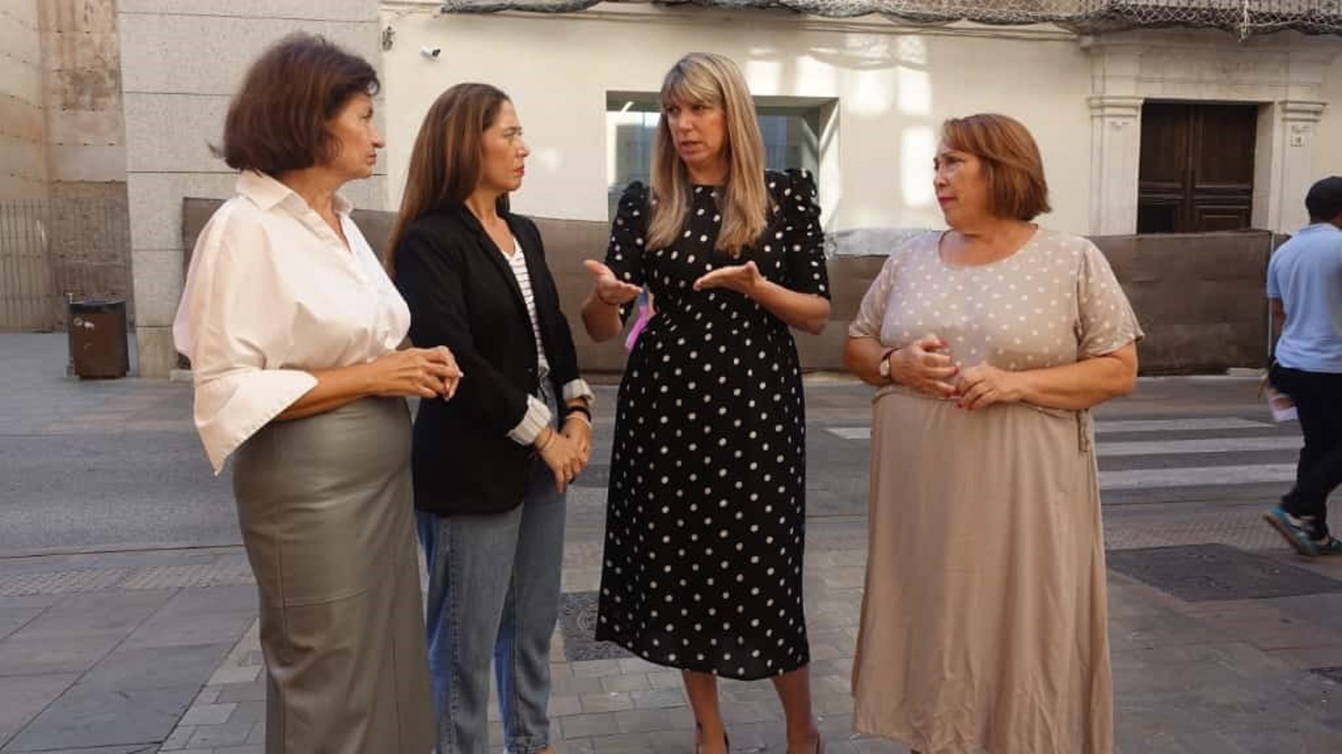 El PSOE exige a Moreno la dimisión de la consejera de Salud por los fallos en el cribado de cáncer de mama